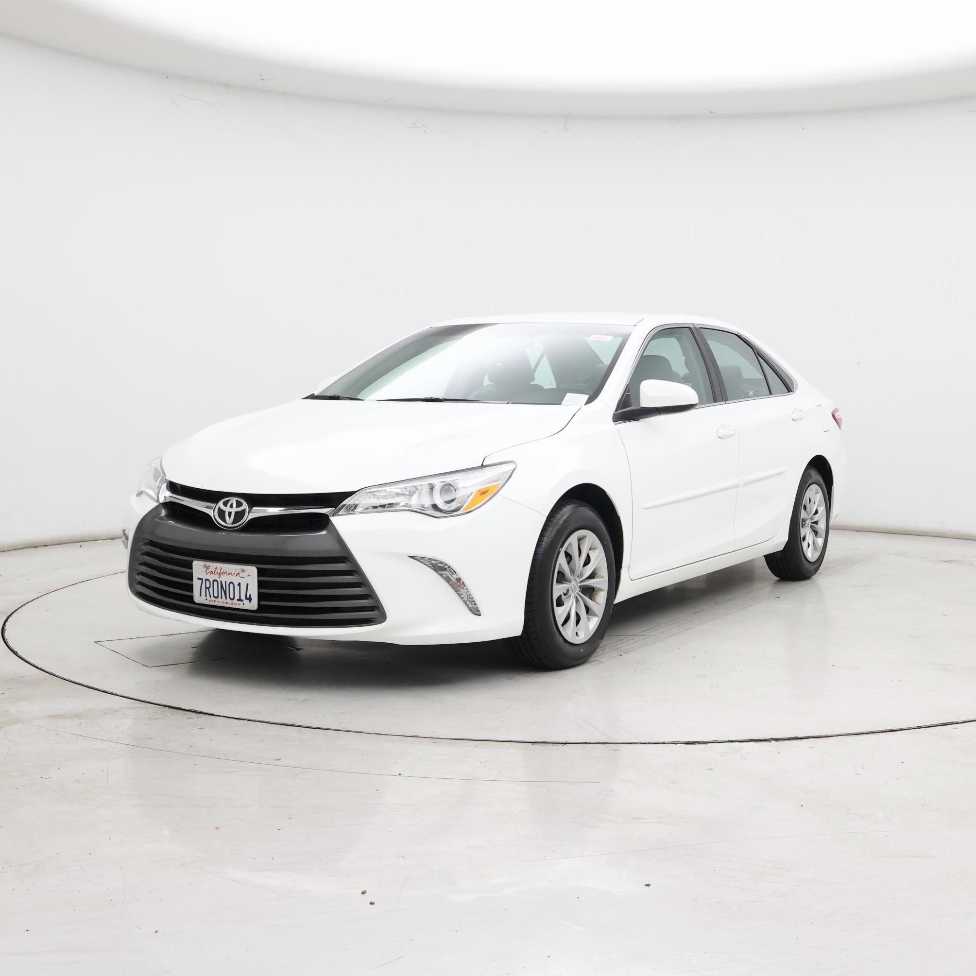 Thumbnail: 2016 Toyota Camry - 4