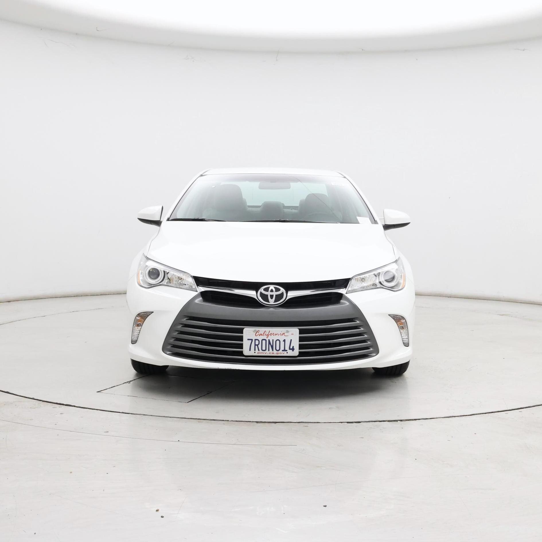 Thumbnail: 2016 Toyota Camry - 5