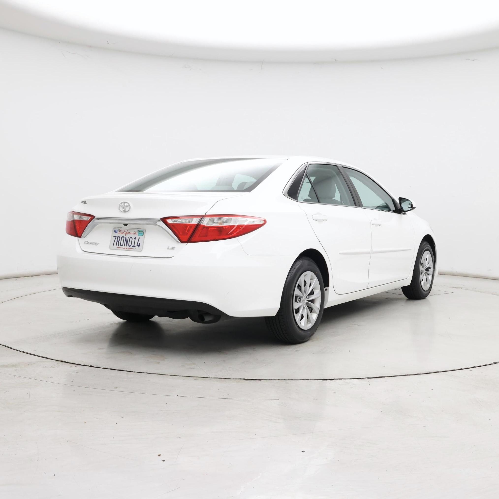 Thumbnail: 2016 Toyota Camry - 8