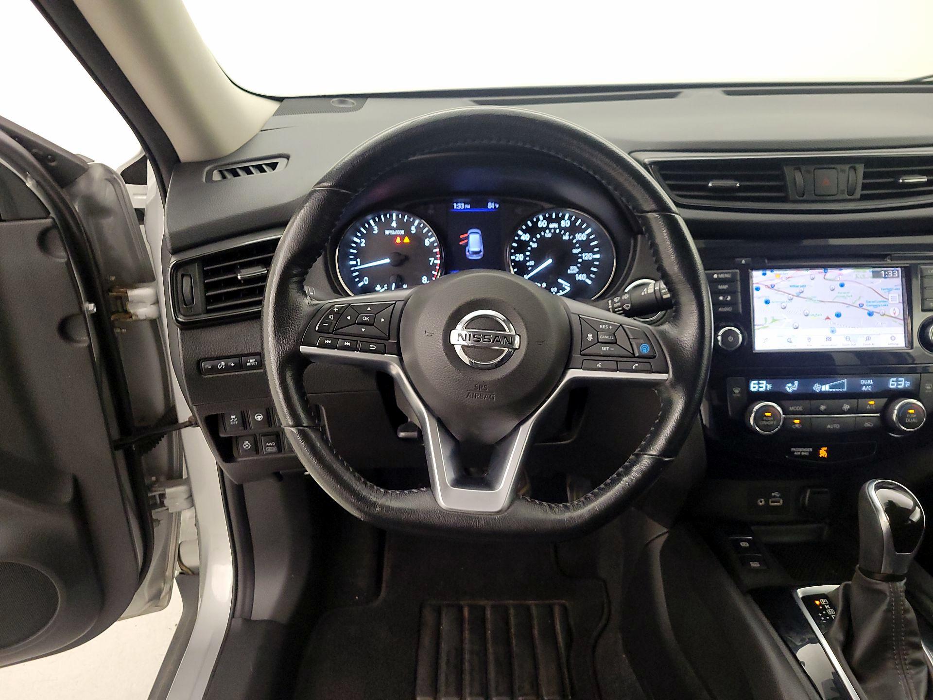 Thumbnail: 2020 Nissan Rogue - 10