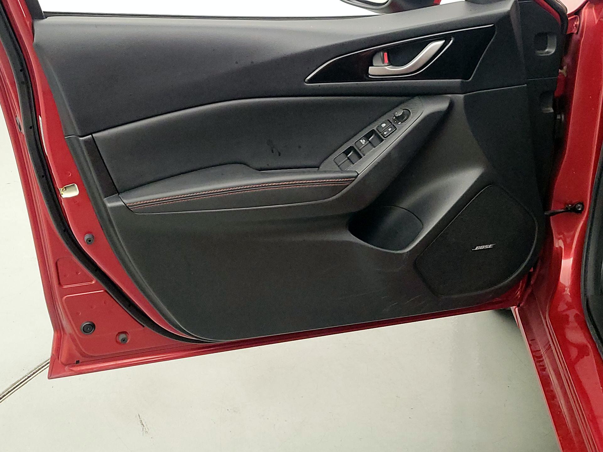 Thumbnail: 2015 Mazda Mazda3 - 12