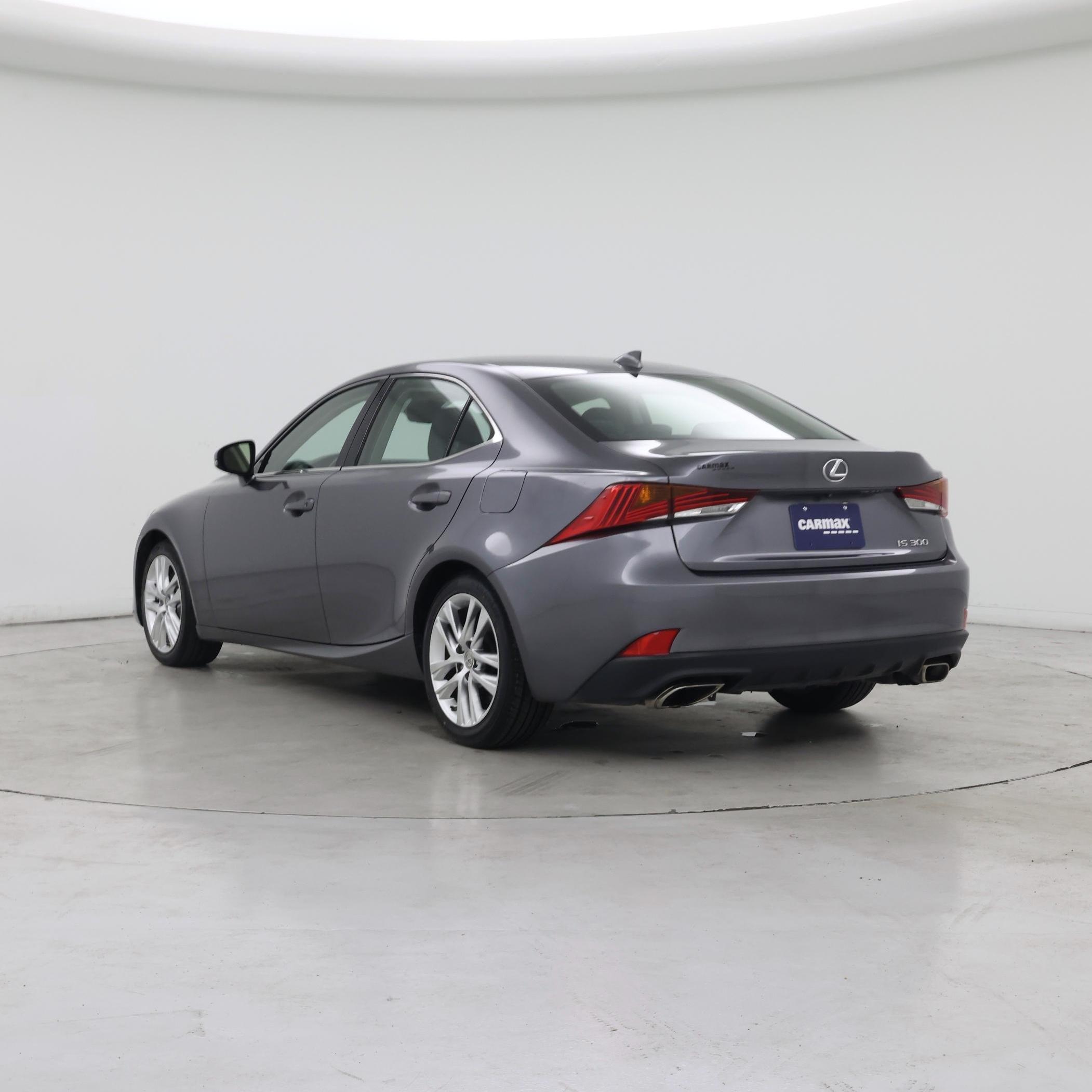 Thumbnail: 2020 Lexus IS - 2