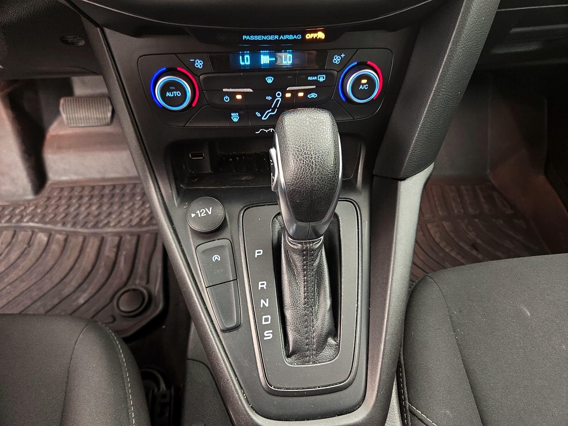 Thumbnail: 2018 Ford Focus - 17