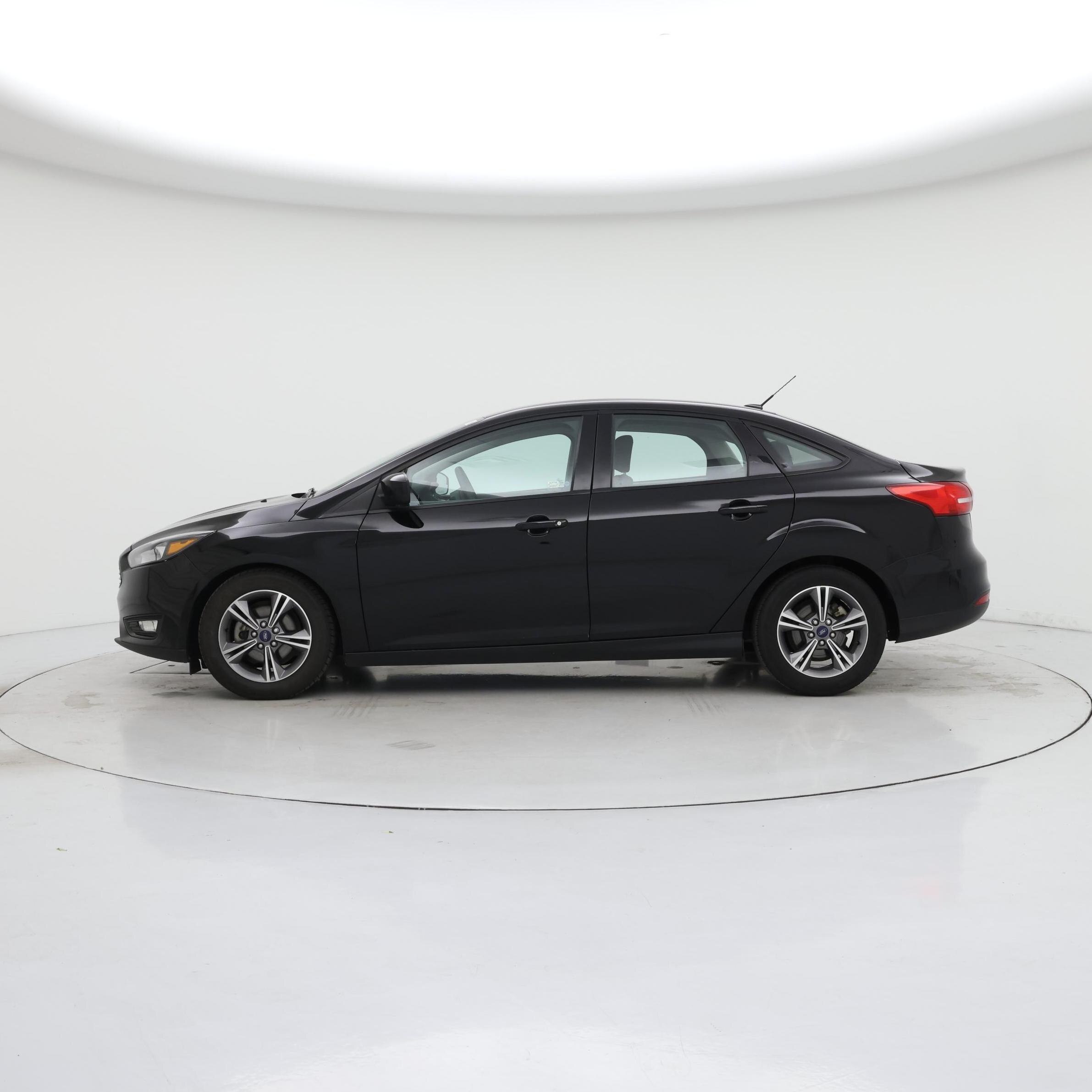 Thumbnail: 2018 Ford Focus - 3
