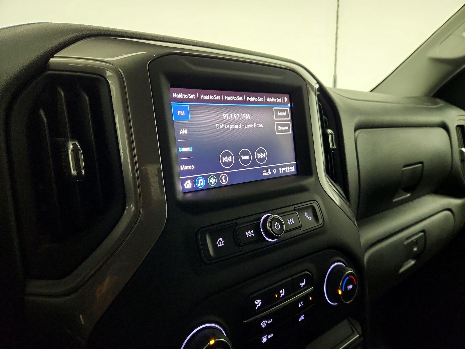 2023 Chevrolet Silverado 2500HD Custom - Photo 16