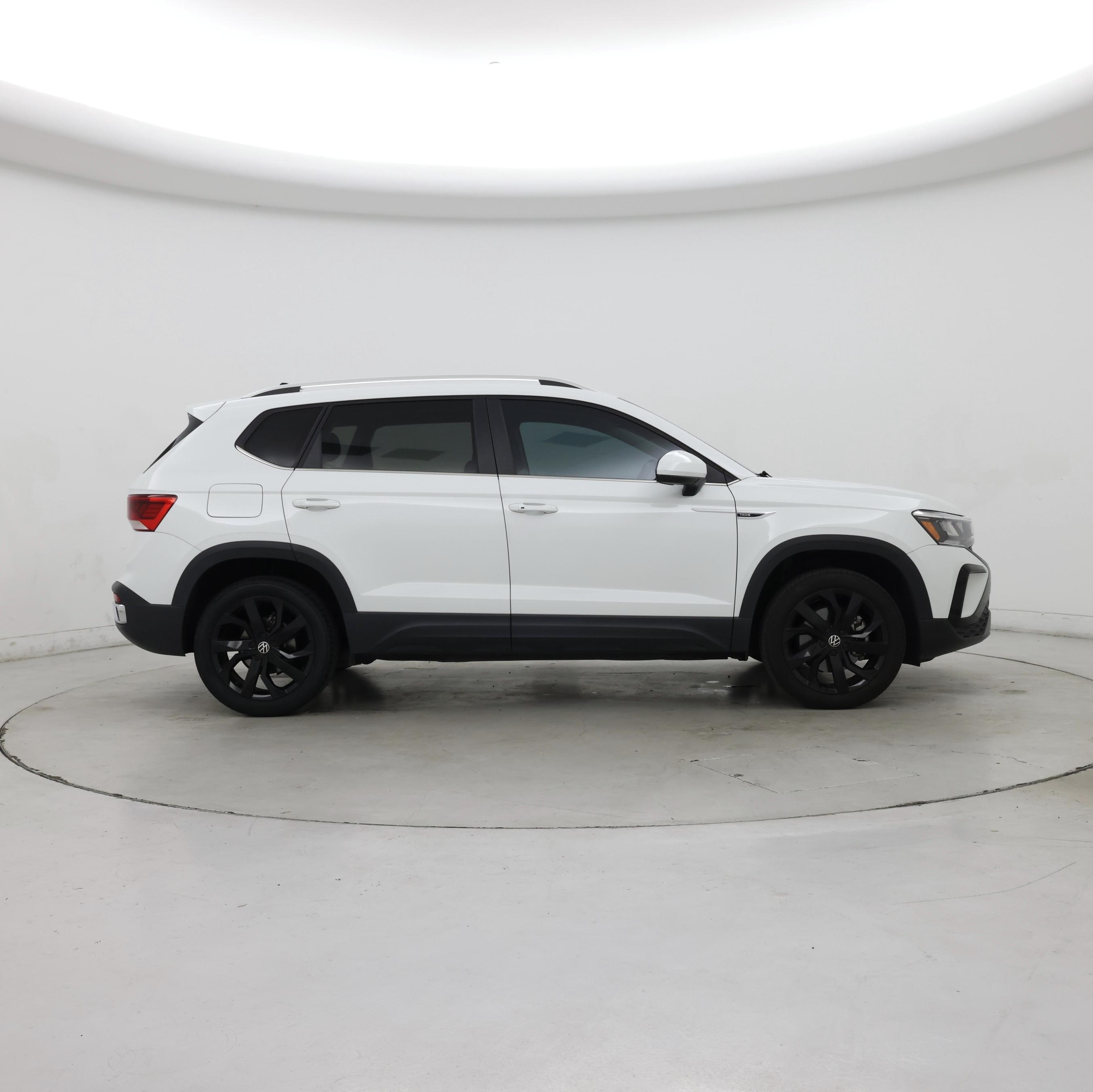 Thumbnail: 2022 Volkswagen Taos - 7