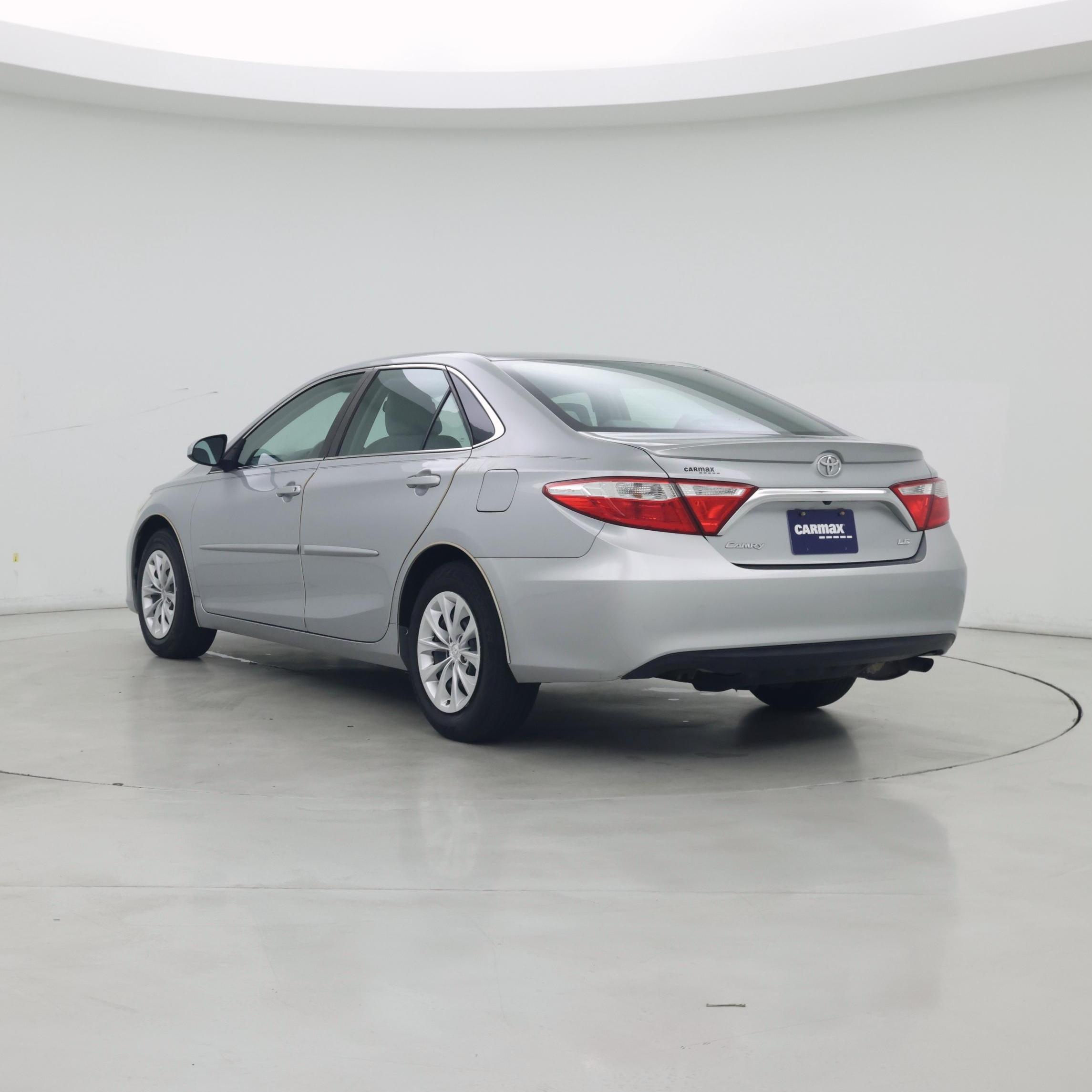 Thumbnail: 2016 Toyota Camry - 2