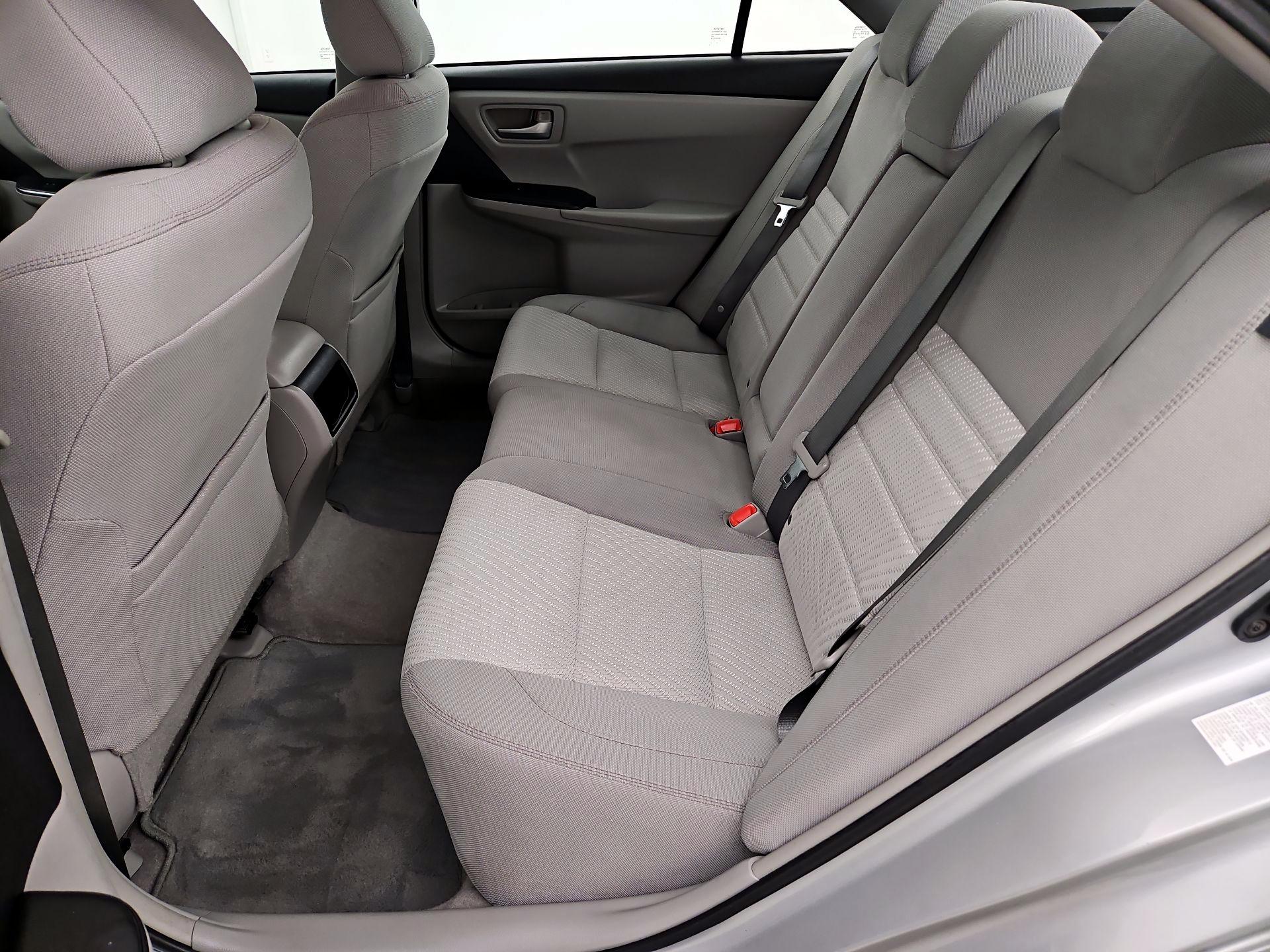 Thumbnail: 2016 Toyota Camry - 19