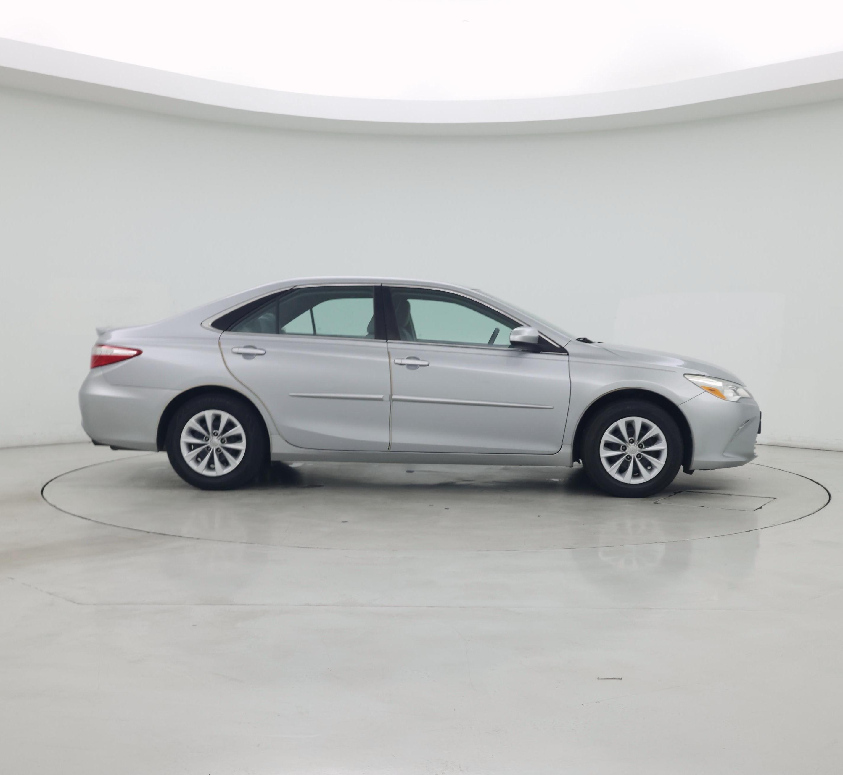 Thumbnail: 2016 Toyota Camry - 7