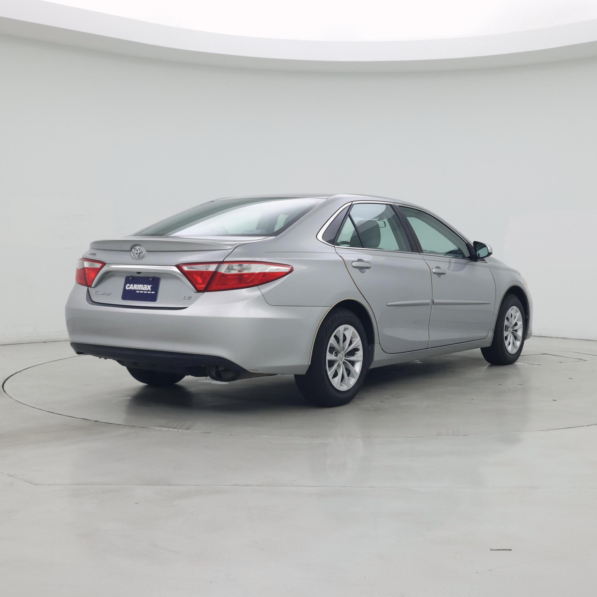 Thumbnail: 2016 Toyota Camry - 8