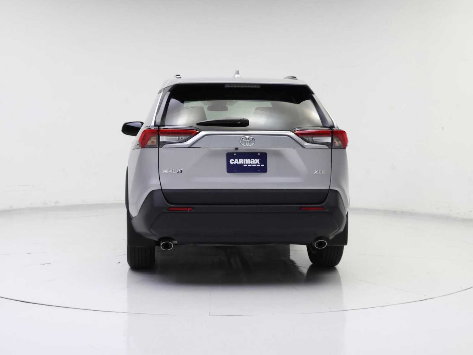2024 Toyota RAV4 XLE - Photo 7