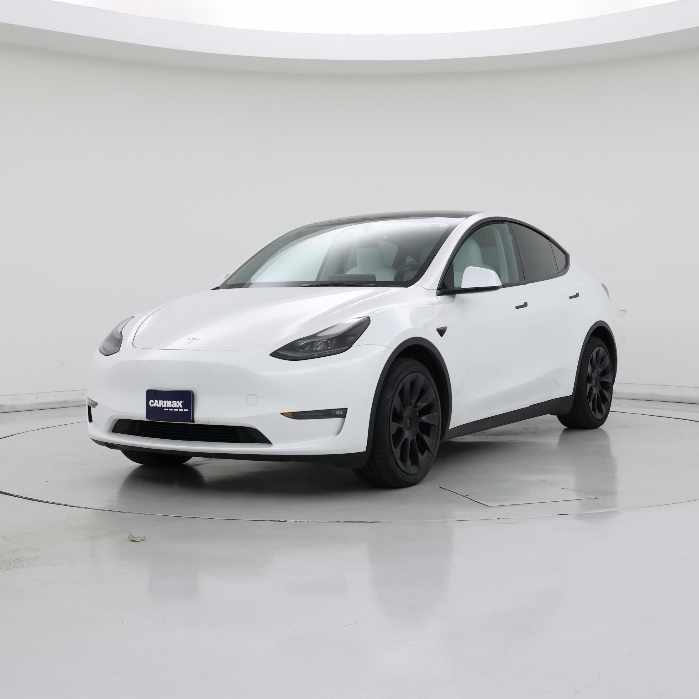 Thumbnail: 2025 Tesla Model Y - 4