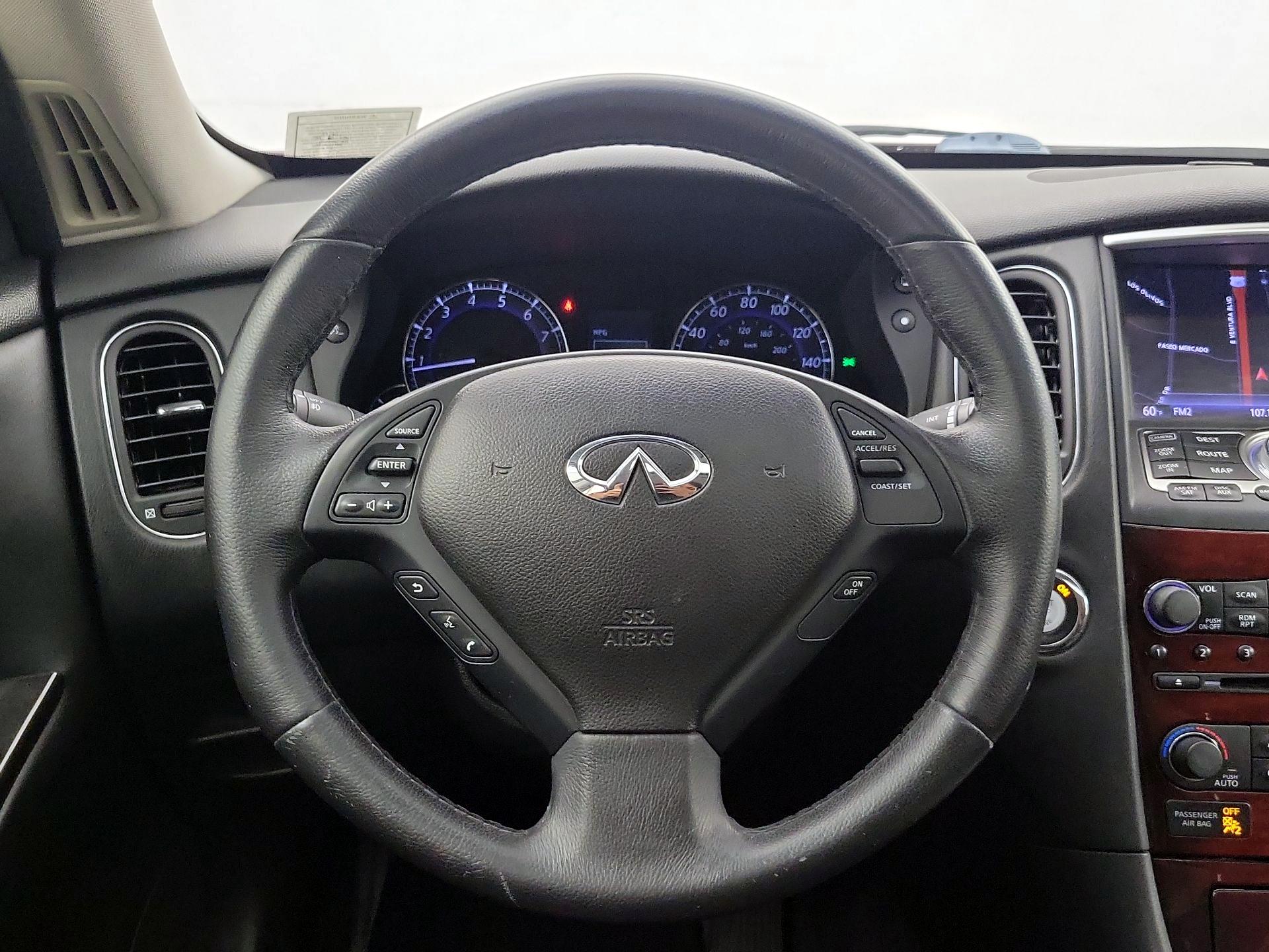 Thumbnail: 2016 INFINITI QX50 - 10