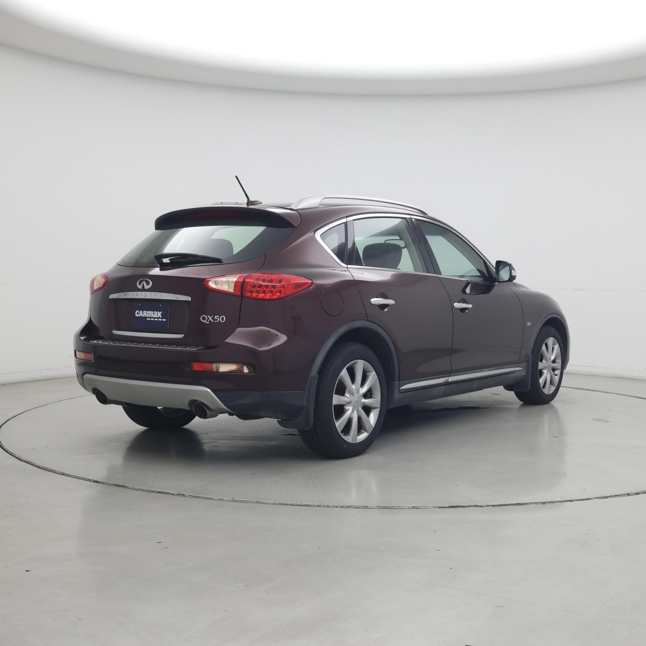 Thumbnail: 2016 INFINITI QX50 - 8