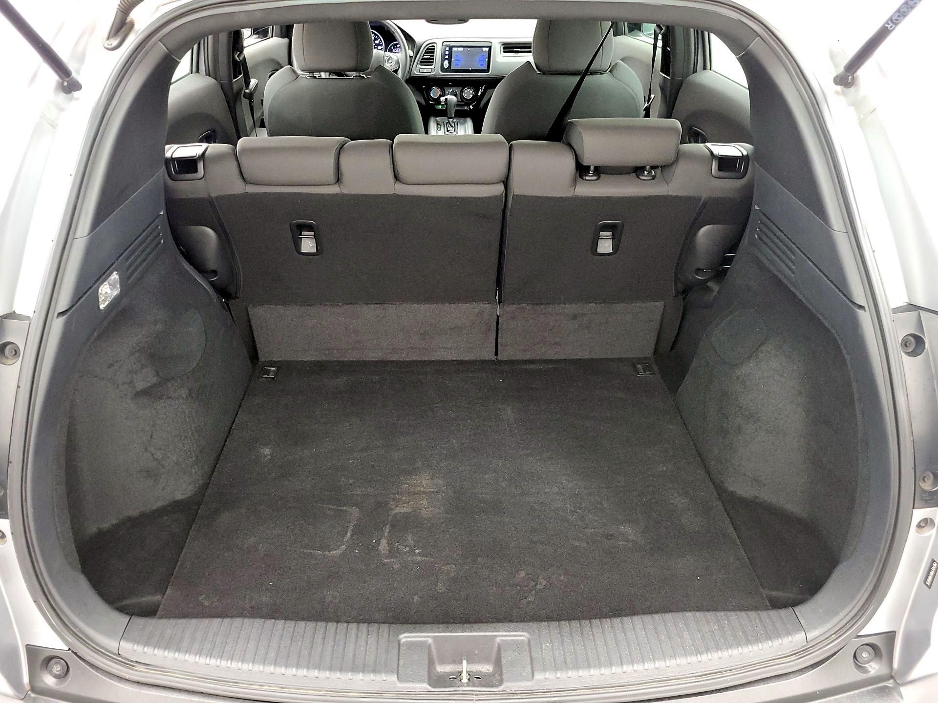 Thumbnail: 2019 Honda HR-V - 19