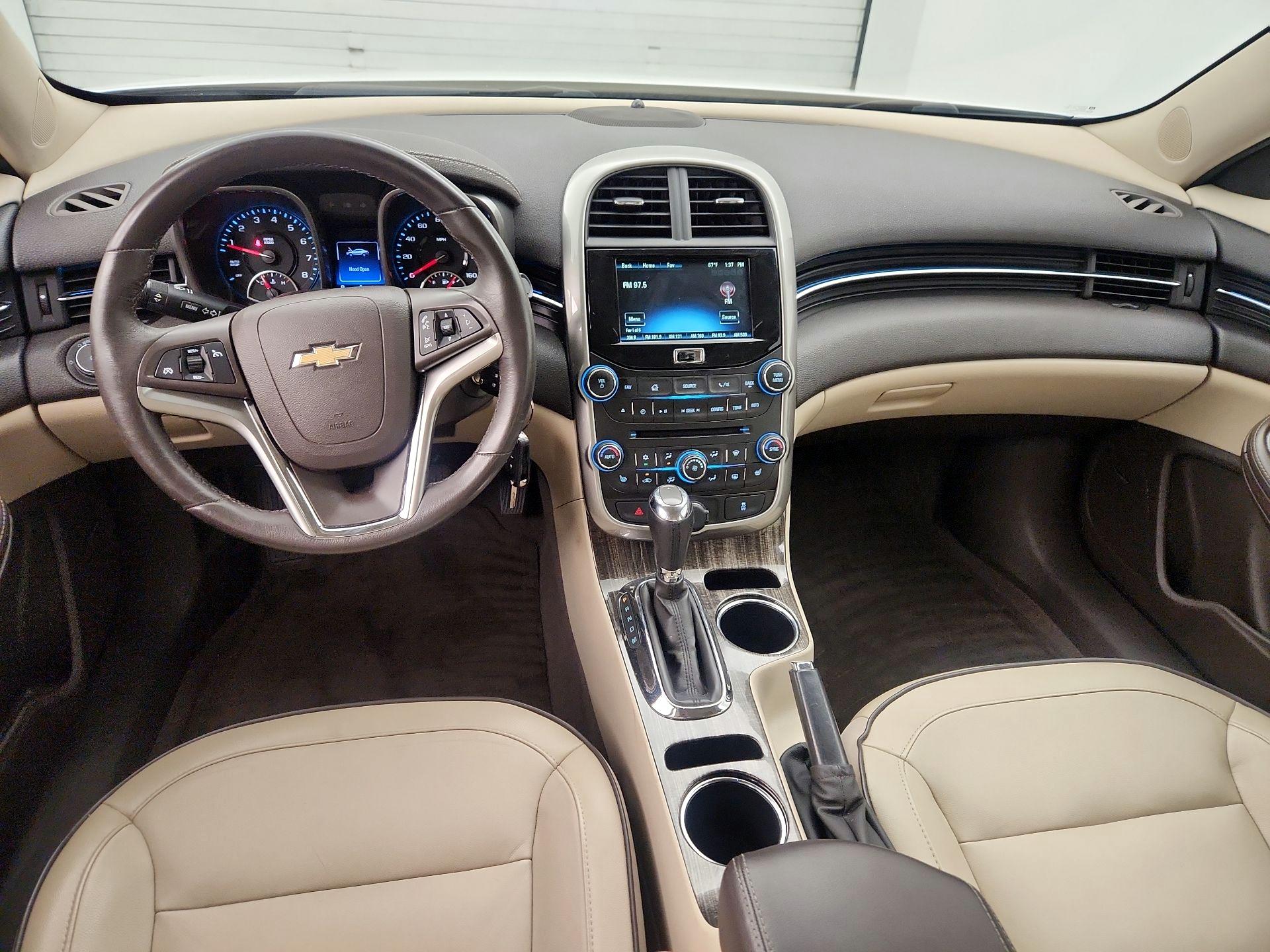 Thumbnail: 2015 Chevrolet Malibu - 9