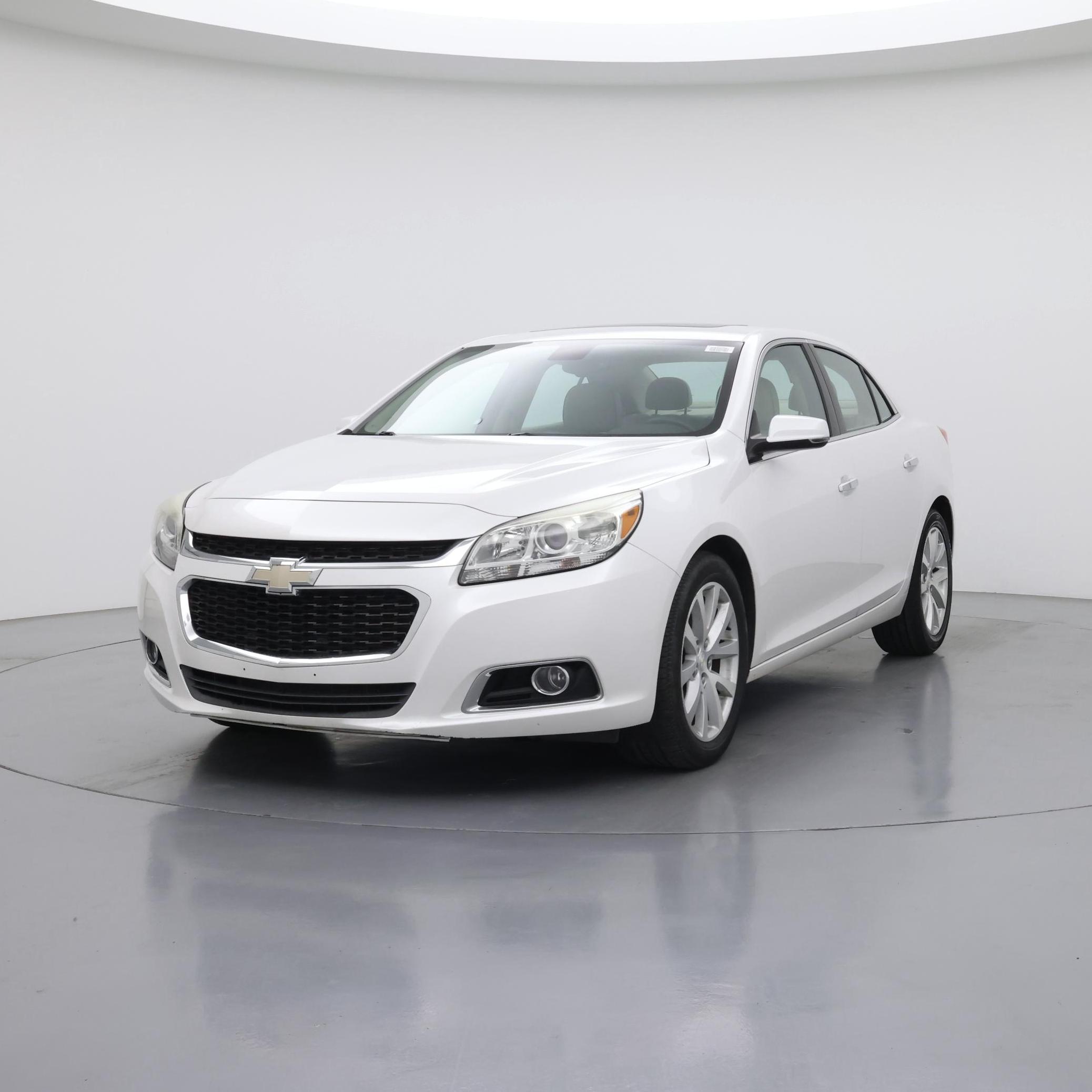 Thumbnail: 2015 Chevrolet Malibu - 4
