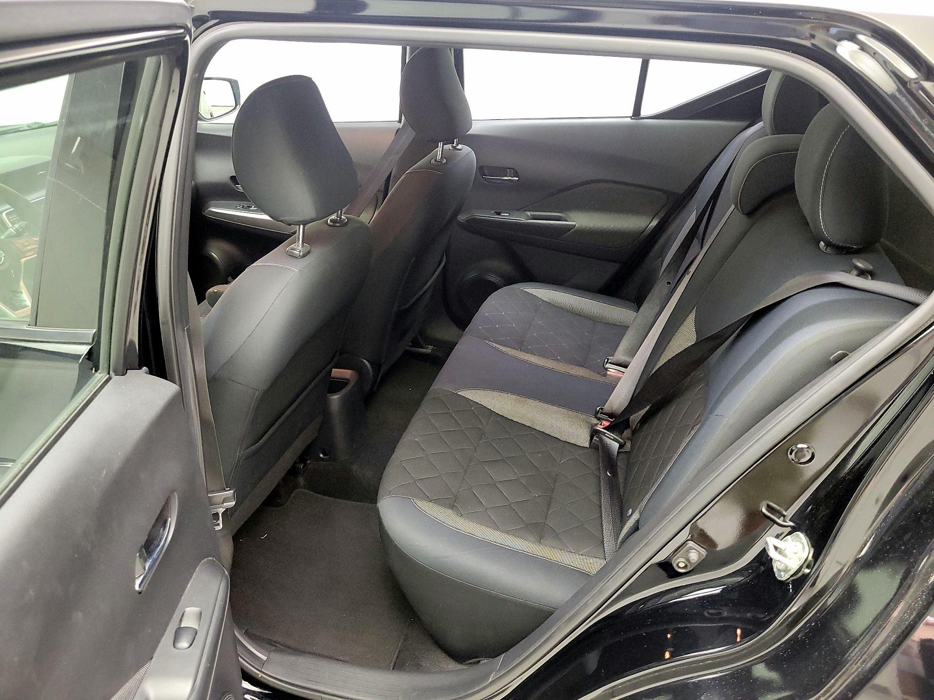 Thumbnail: 2019 Nissan Kicks - 19