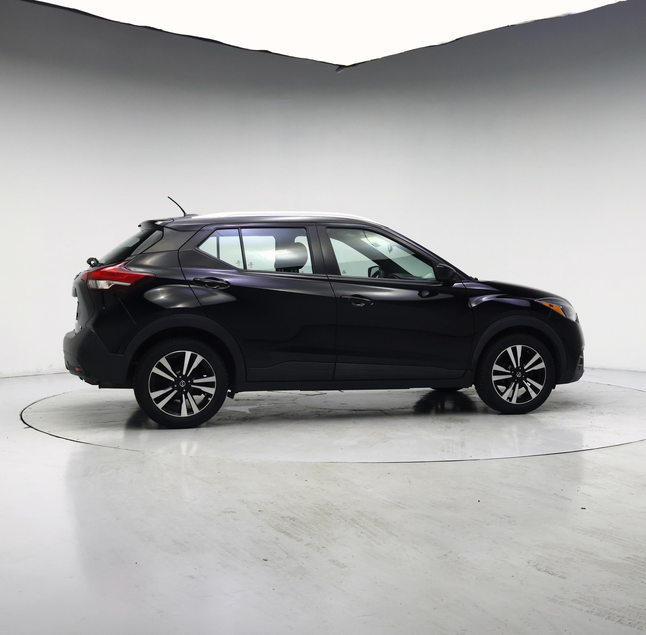 Thumbnail: 2019 Nissan Kicks - 7