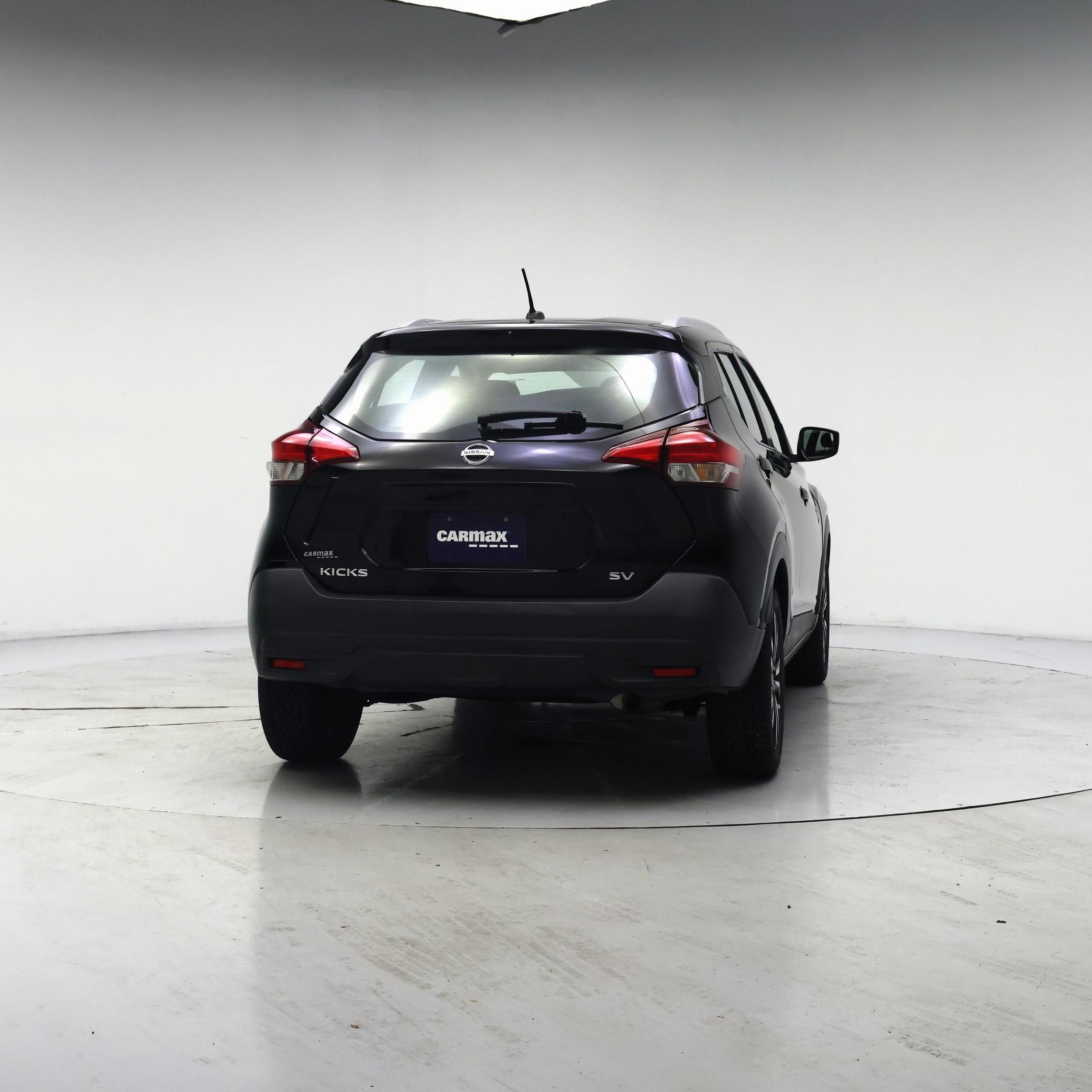 Thumbnail: 2019 Nissan Kicks - 8