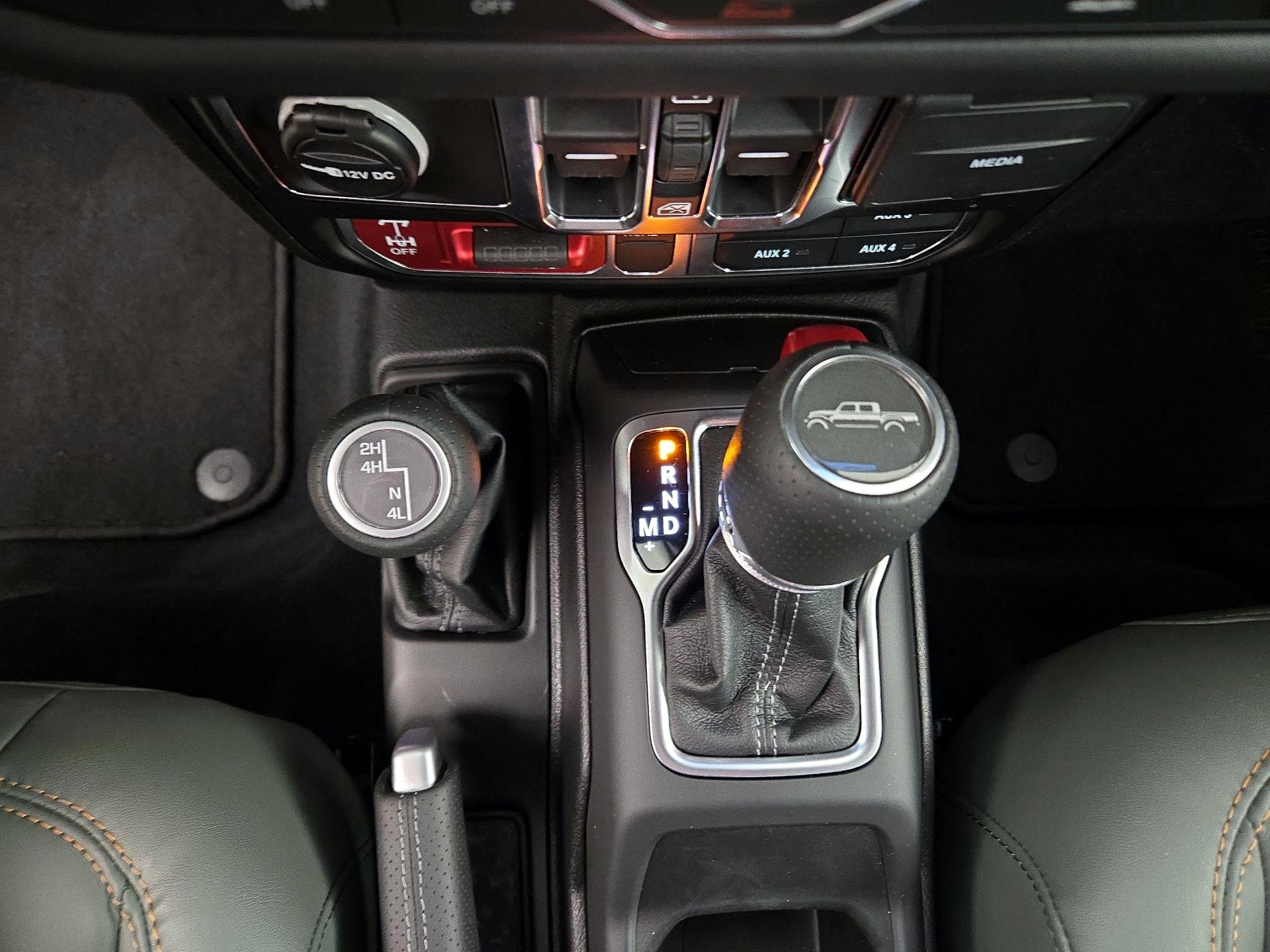Thumbnail: 2026 Jeep Gladiator - 15