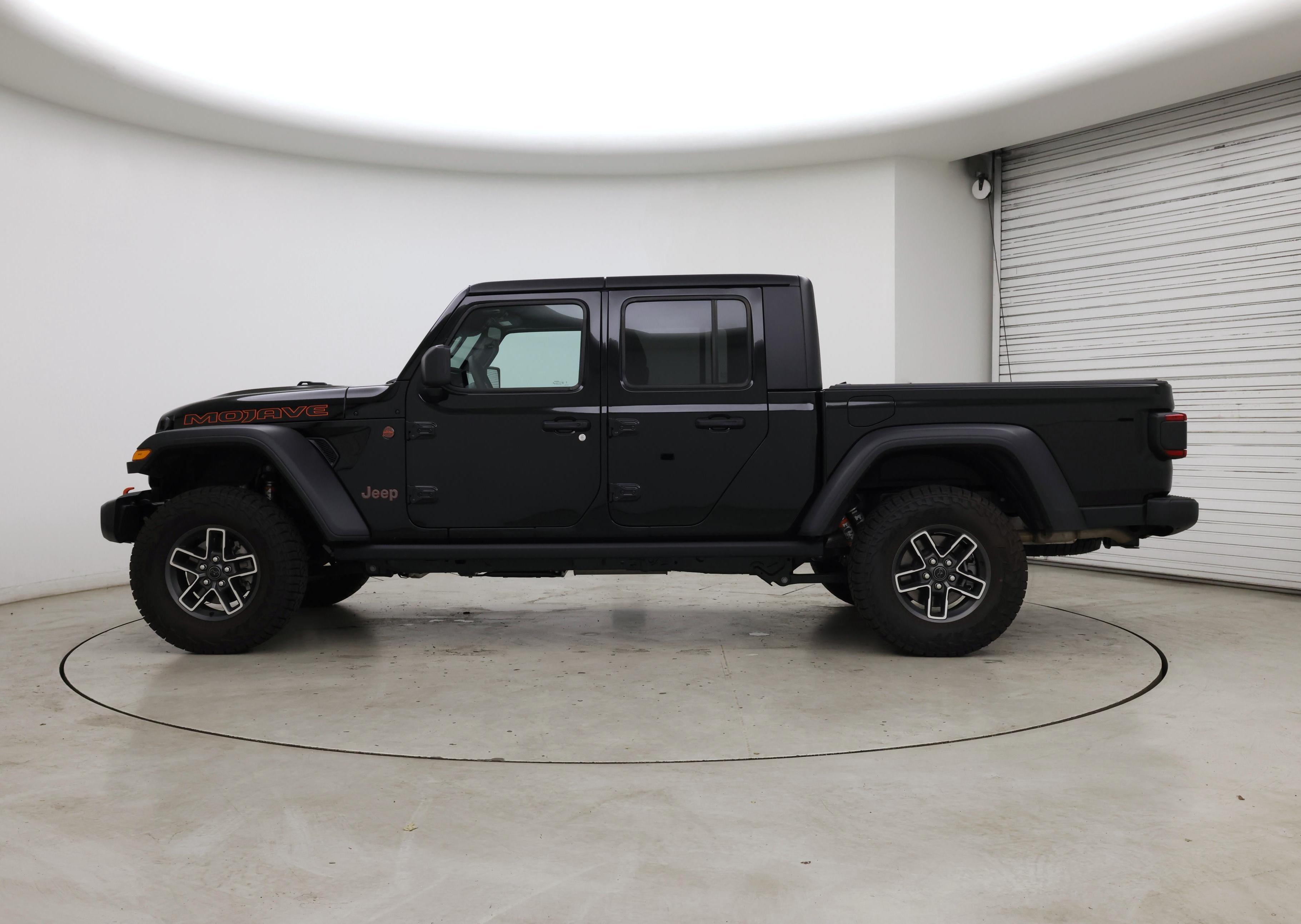 Thumbnail: 2026 Jeep Gladiator - 3