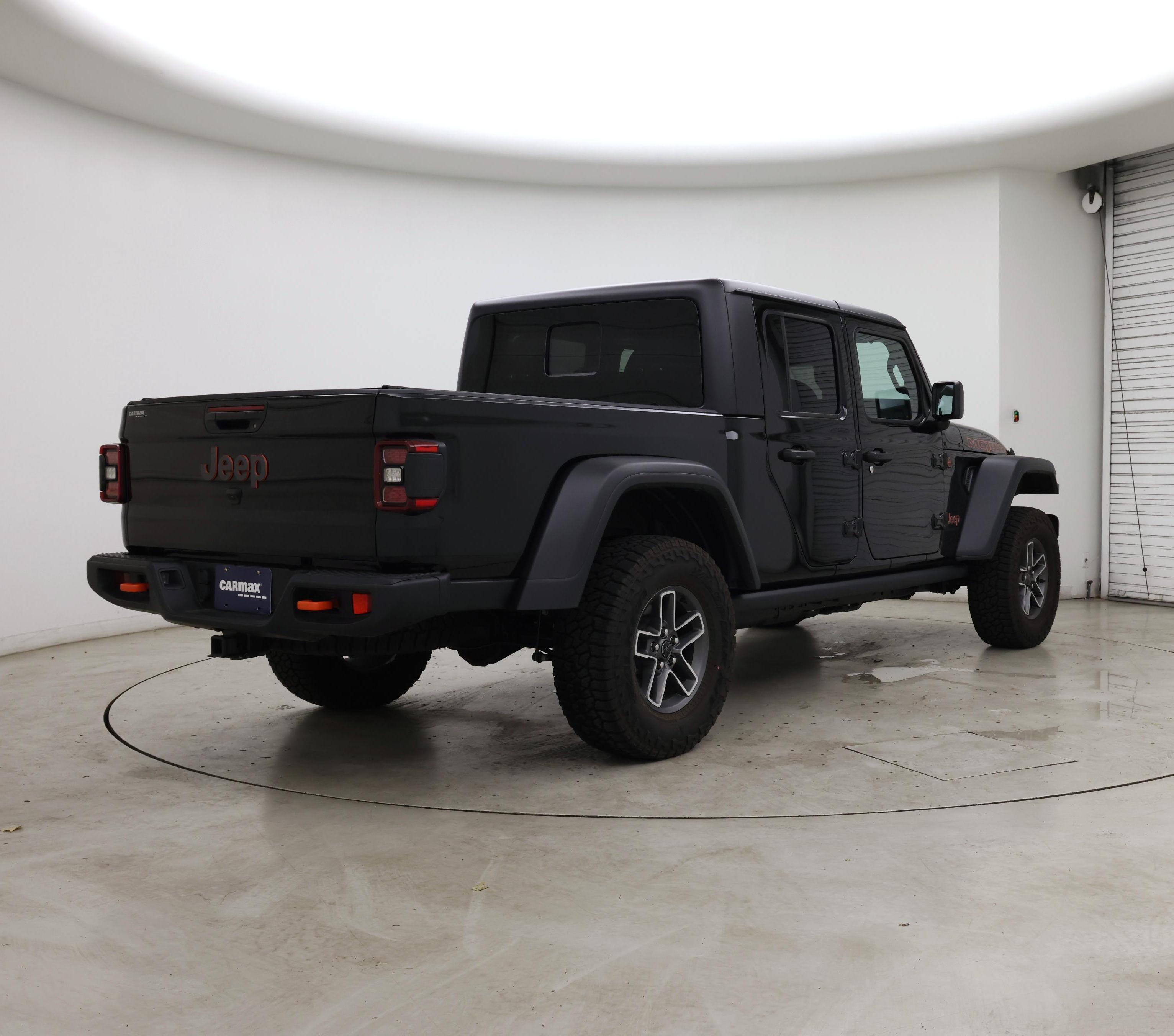 Thumbnail: 2026 Jeep Gladiator - 8