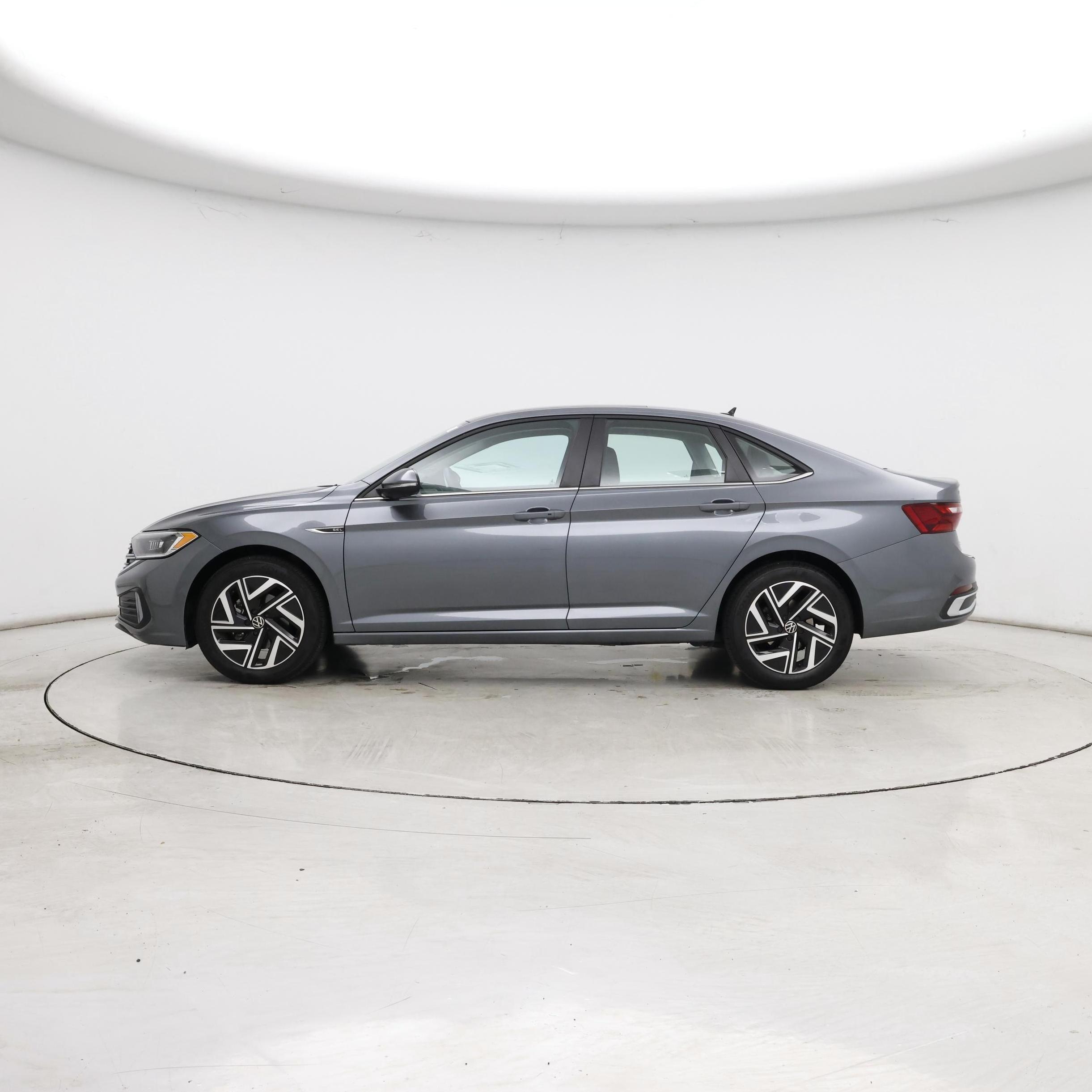 Thumbnail: 2024 Volkswagen Jetta - 3
