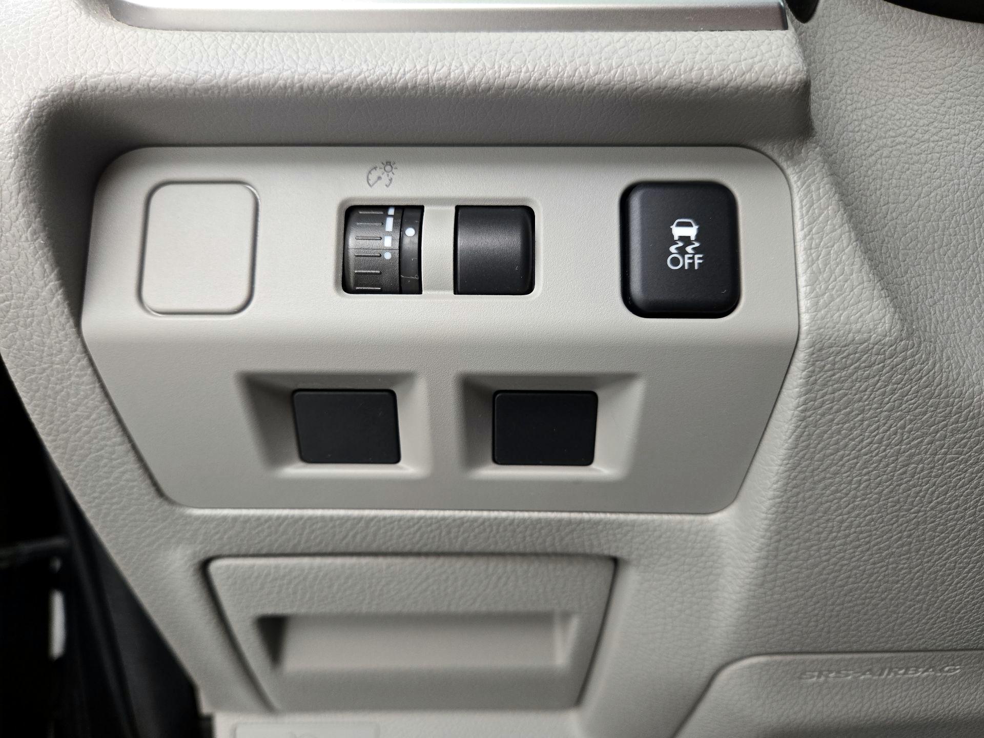 Thumbnail: 2015 Subaru Forester - 13