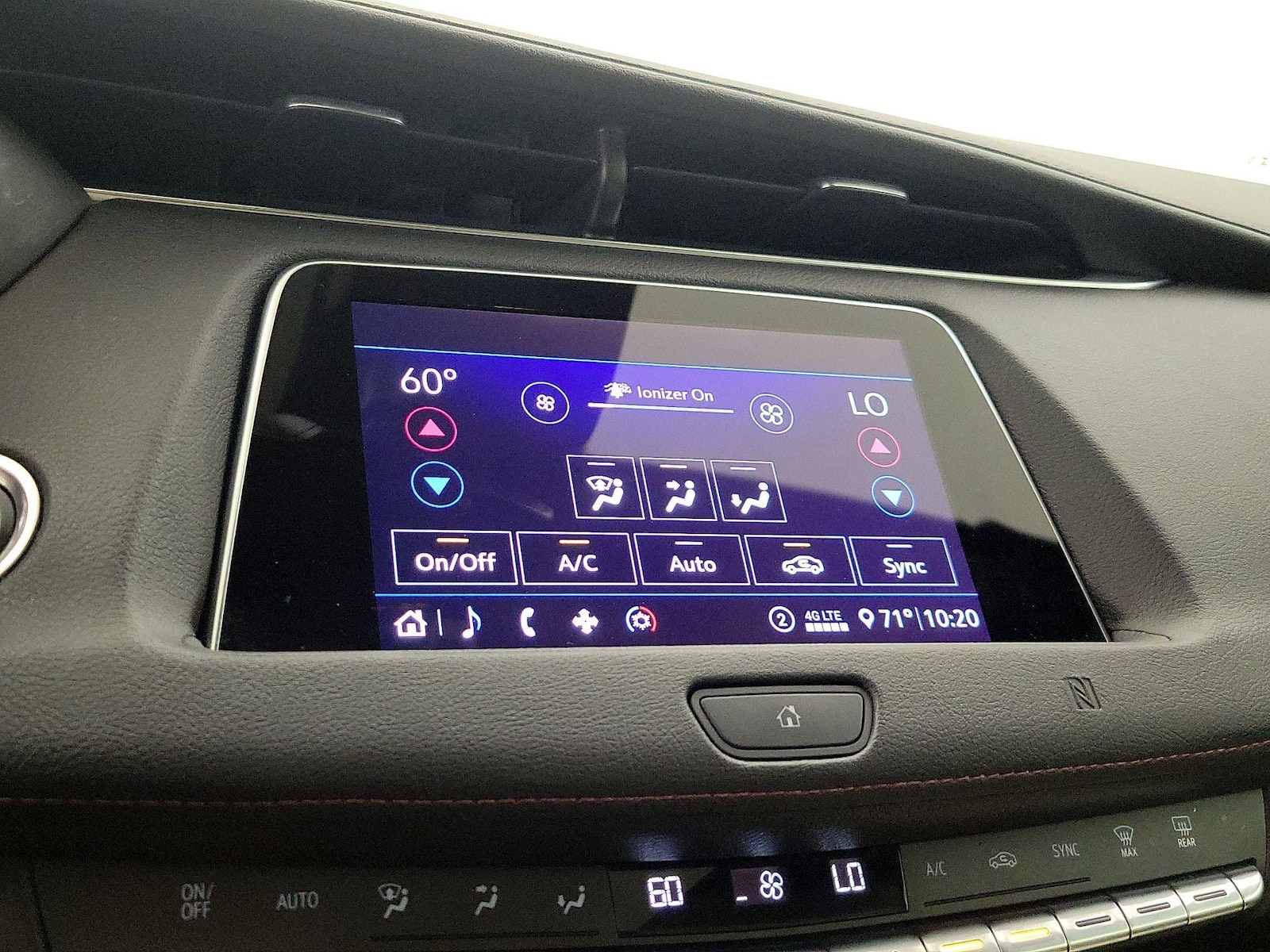 2020 Cadillac XT4 Sport - Photo 17