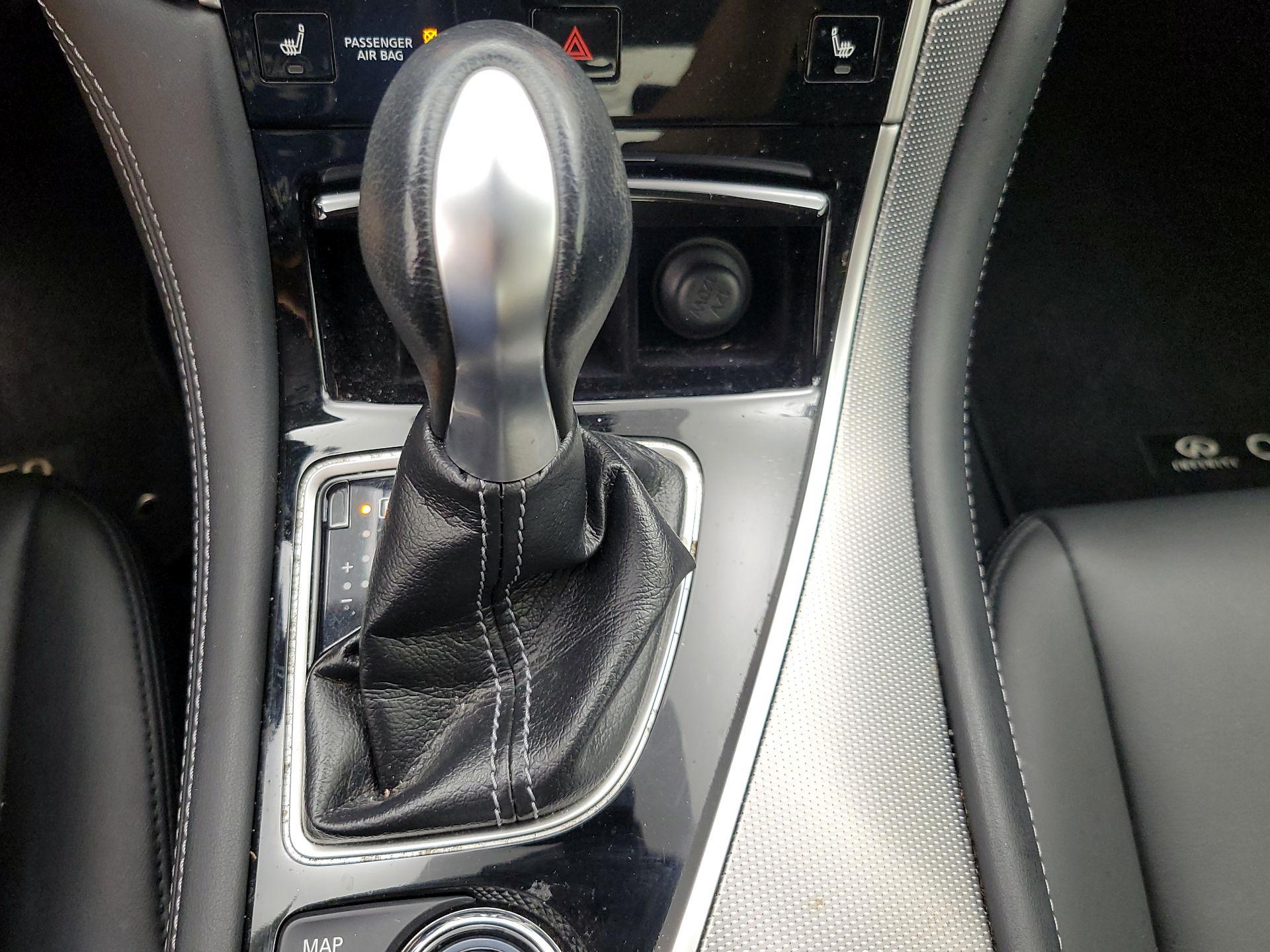 Thumbnail: 2017 INFINITI Q50 - 18