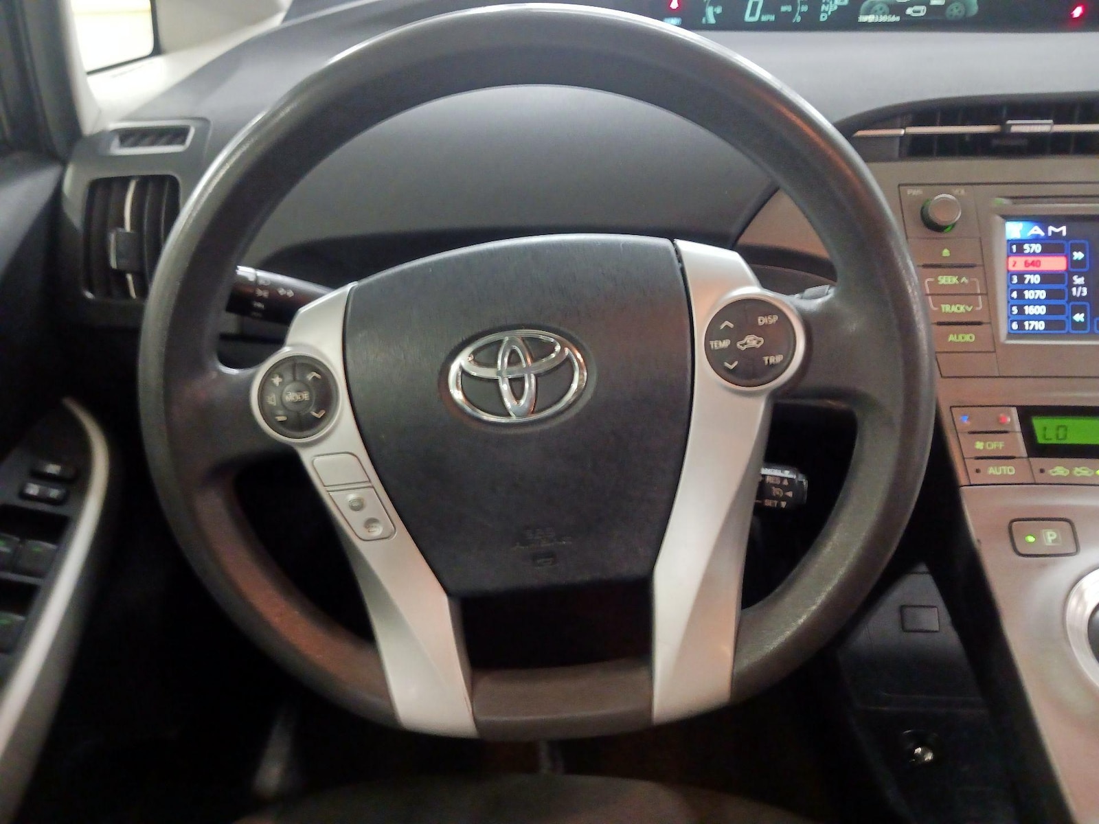 2014 Toyota Prius Four - Photo 11