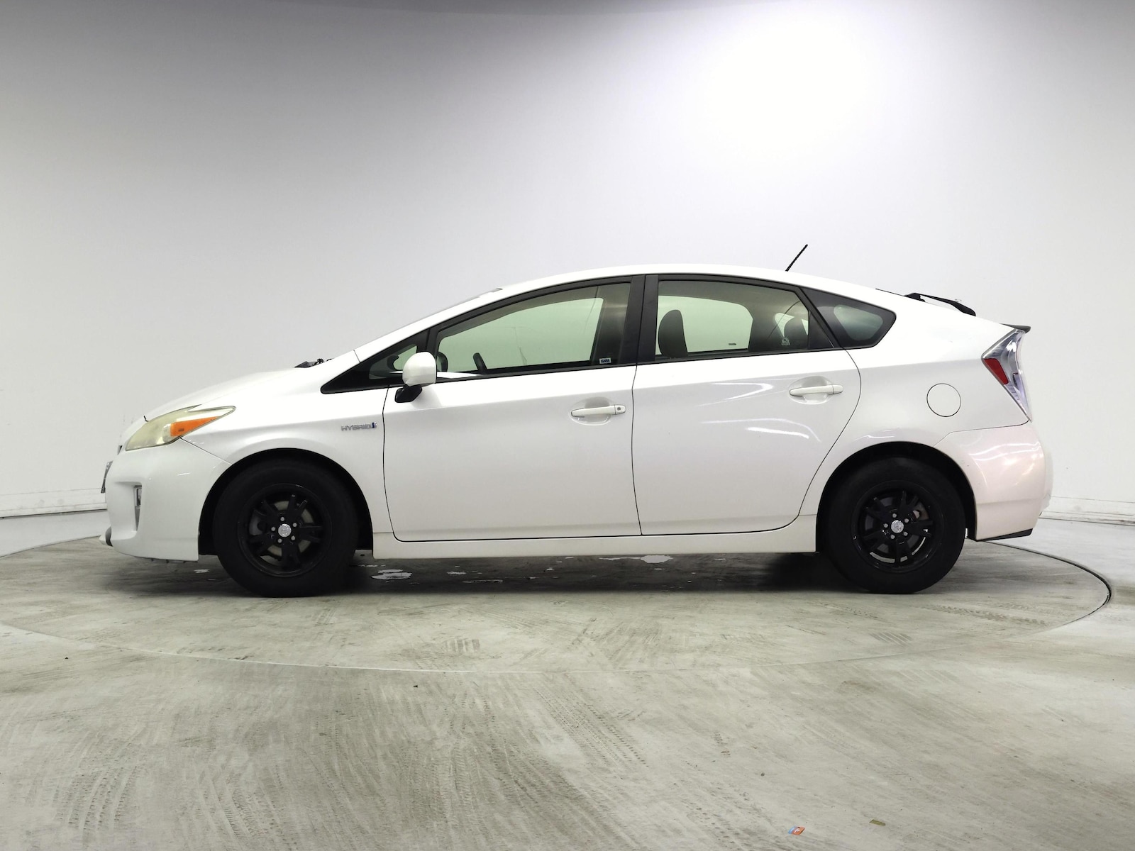 2014 Toyota Prius Four - Photo 4