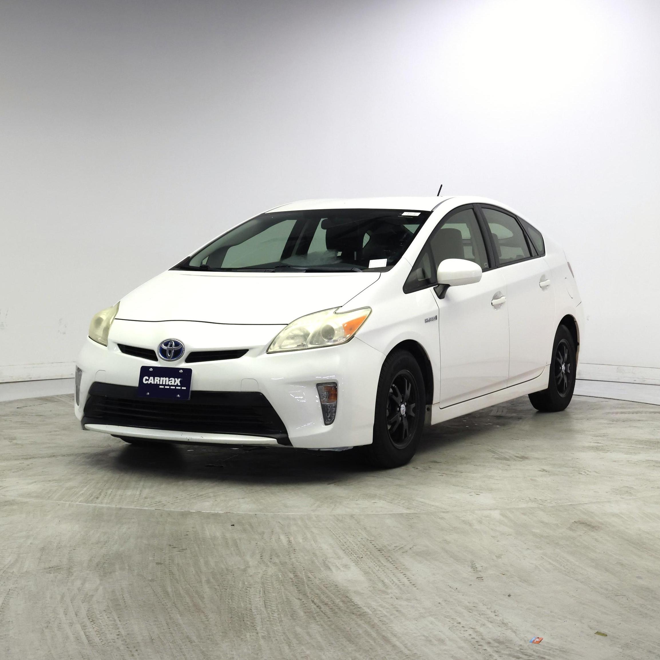 Thumbnail: 2014 Toyota Prius - 4