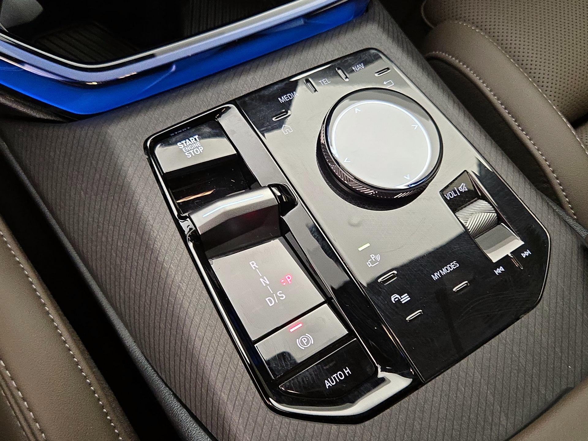 Thumbnail: 2025 BMW X3 - 16