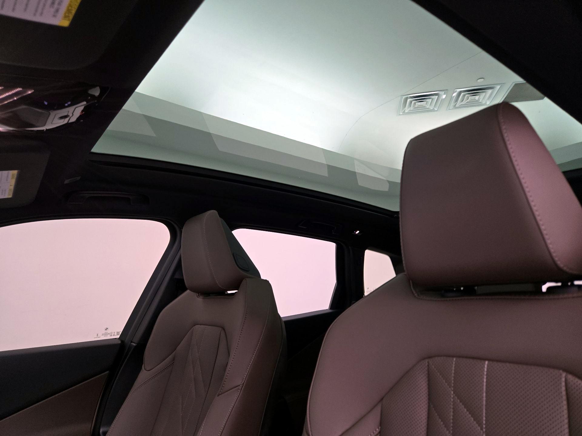 Thumbnail: 2025 BMW X3 - 18