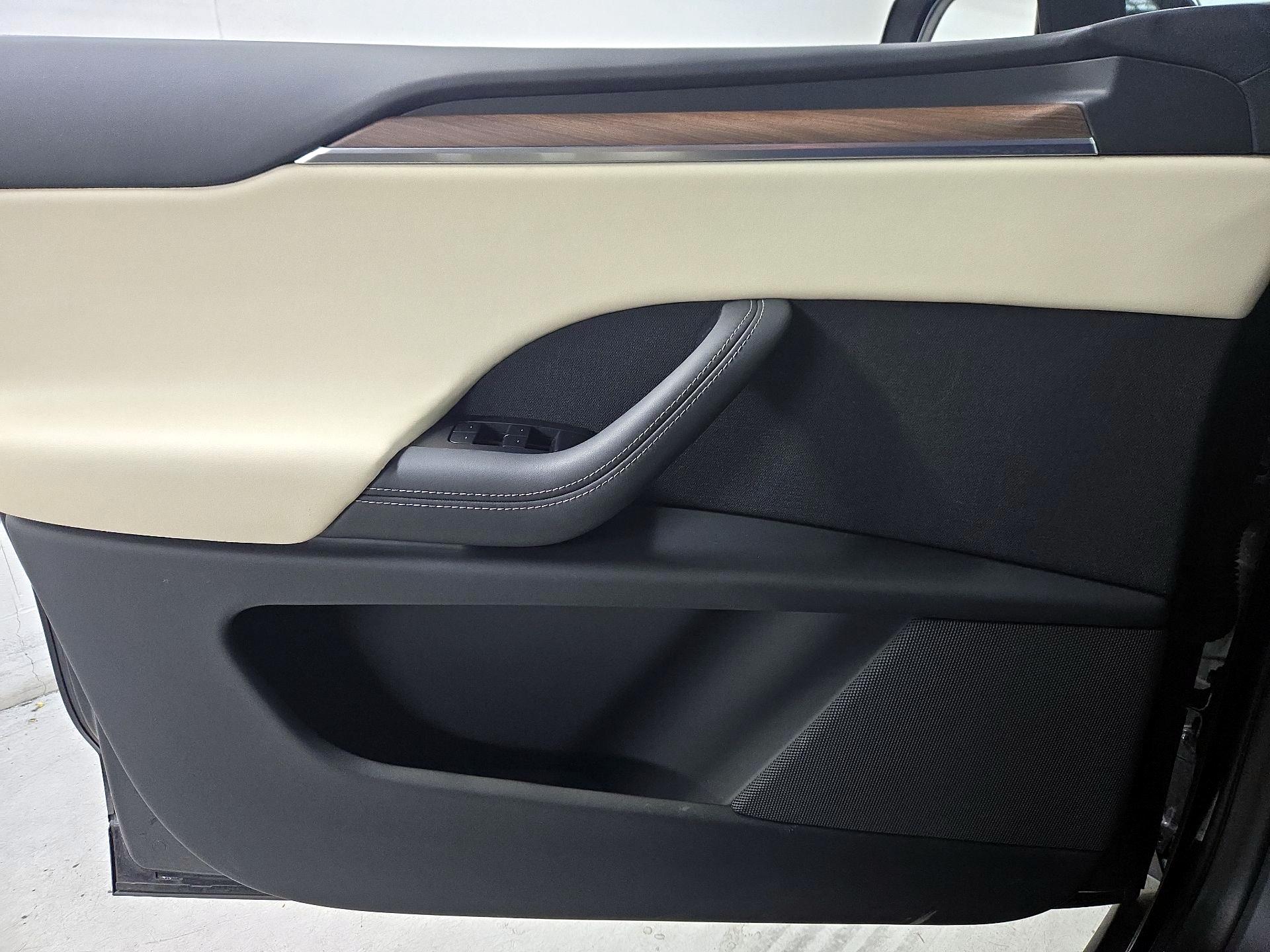 Thumbnail: 2024 Tesla Model X - 12