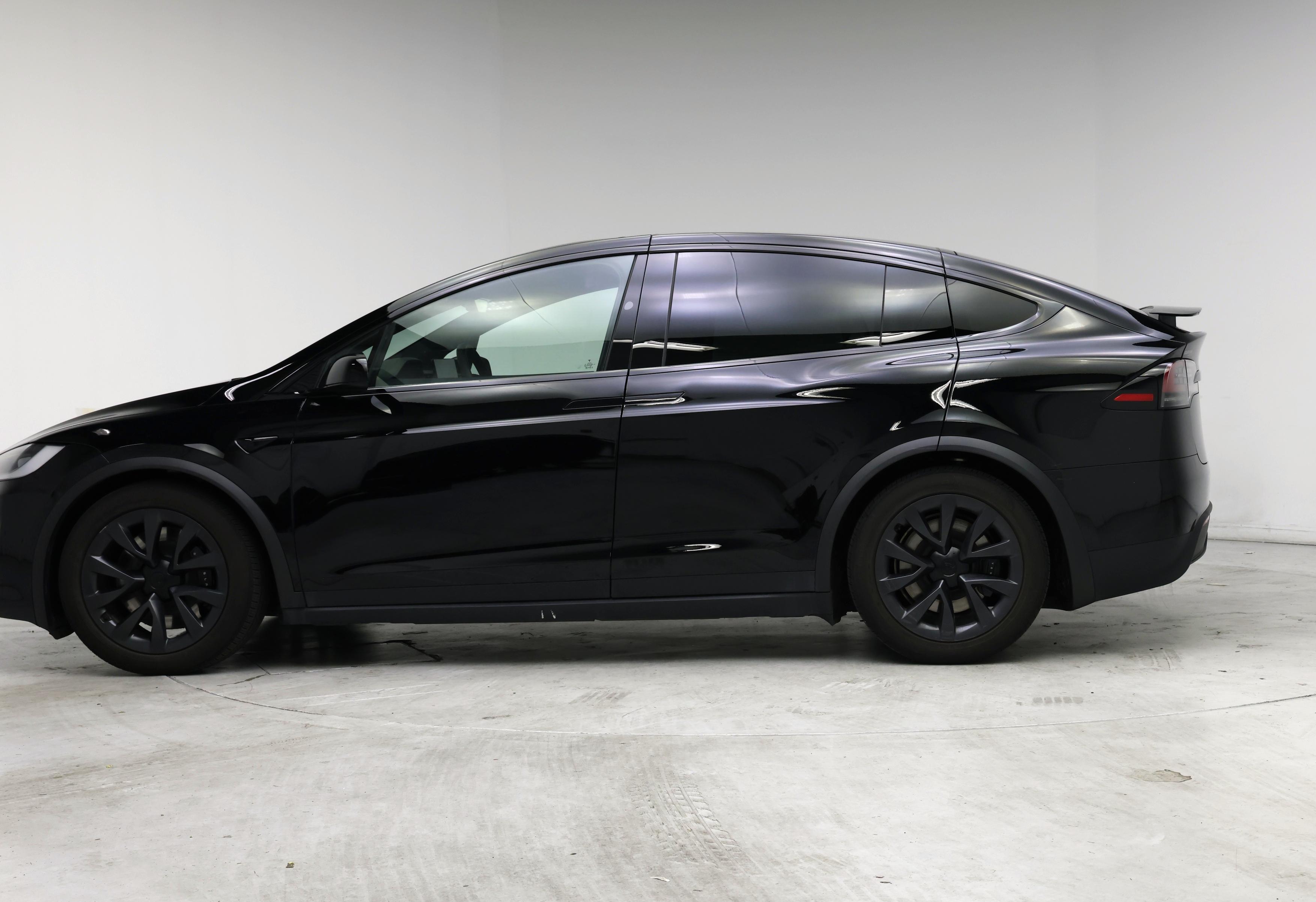Thumbnail: 2024 Tesla Model X - 3