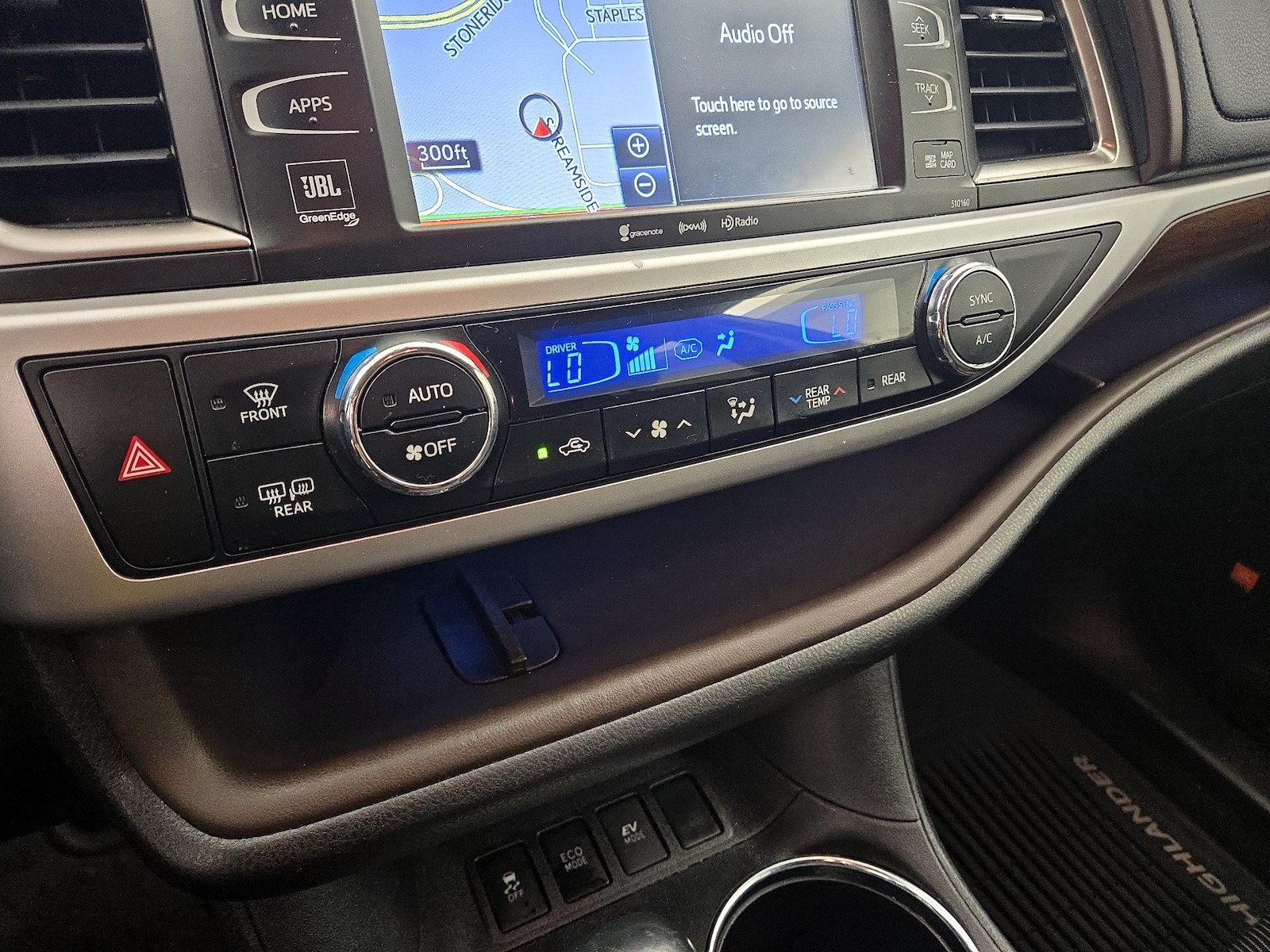 2016 Toyota Highlander Limited - Photo 18