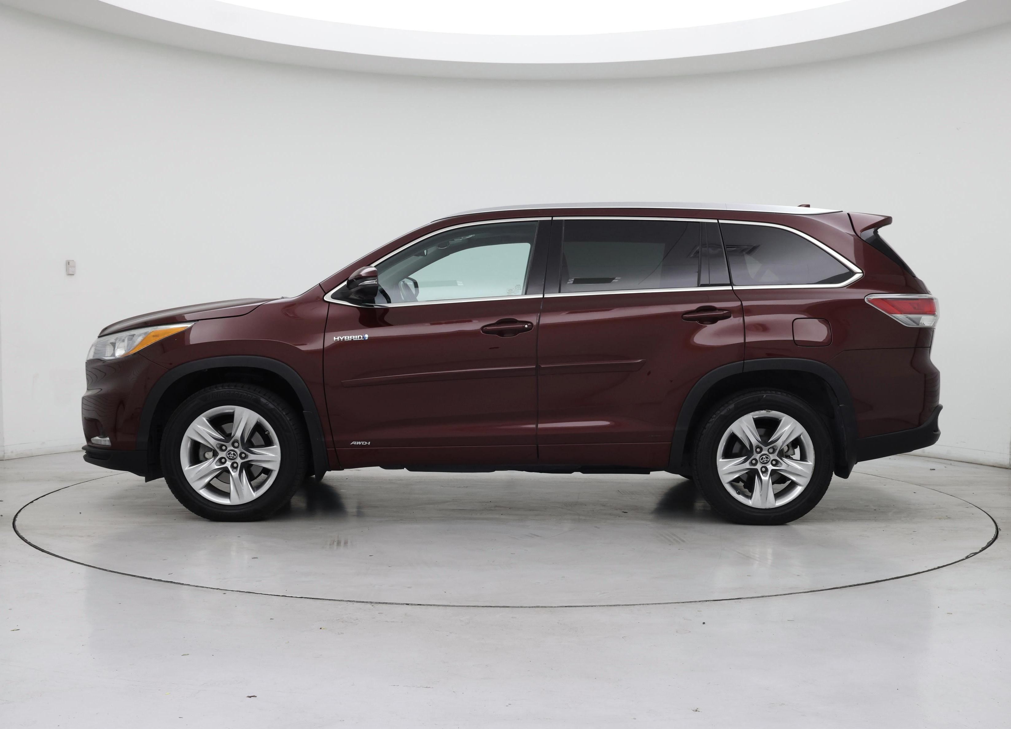 Thumbnail: 2016 Toyota Highlander - 3