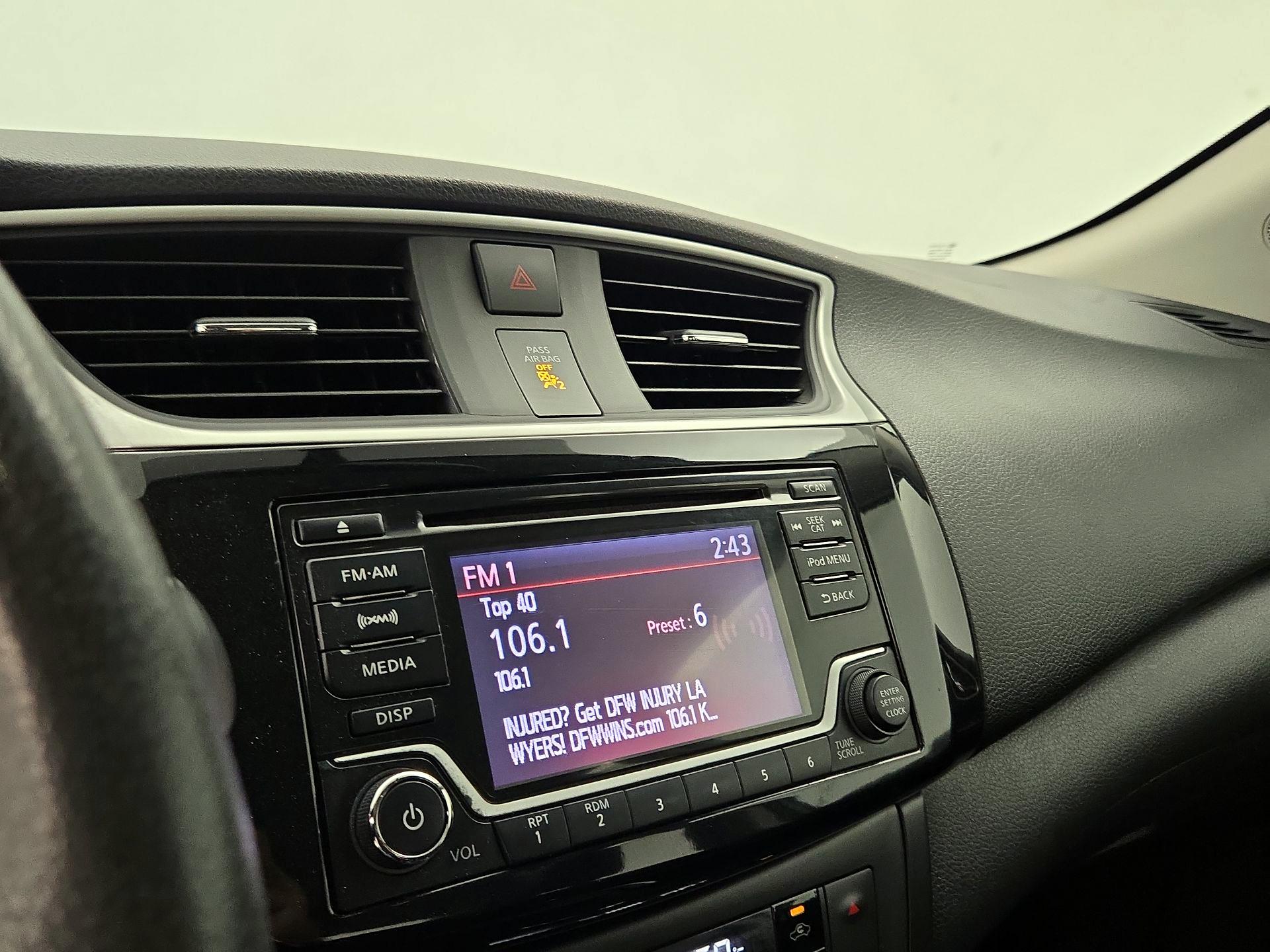 Thumbnail: 2018 Nissan Sentra - 15