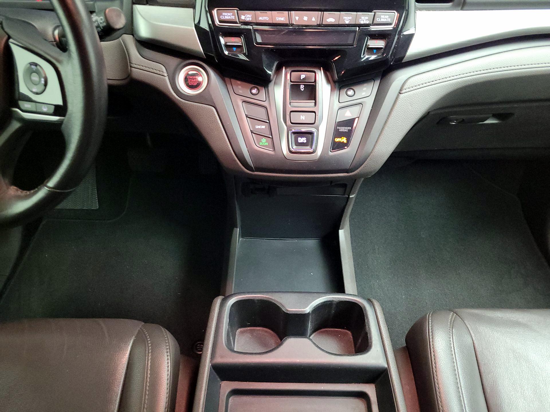 Thumbnail: 2019 Honda Odyssey - 17