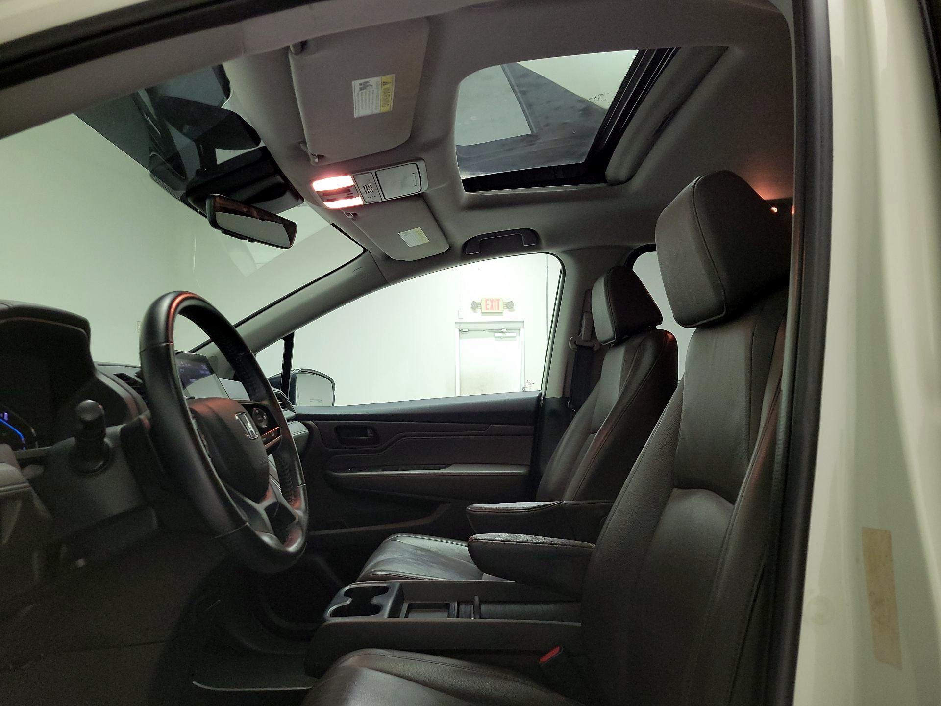 Thumbnail: 2019 Honda Odyssey - 19