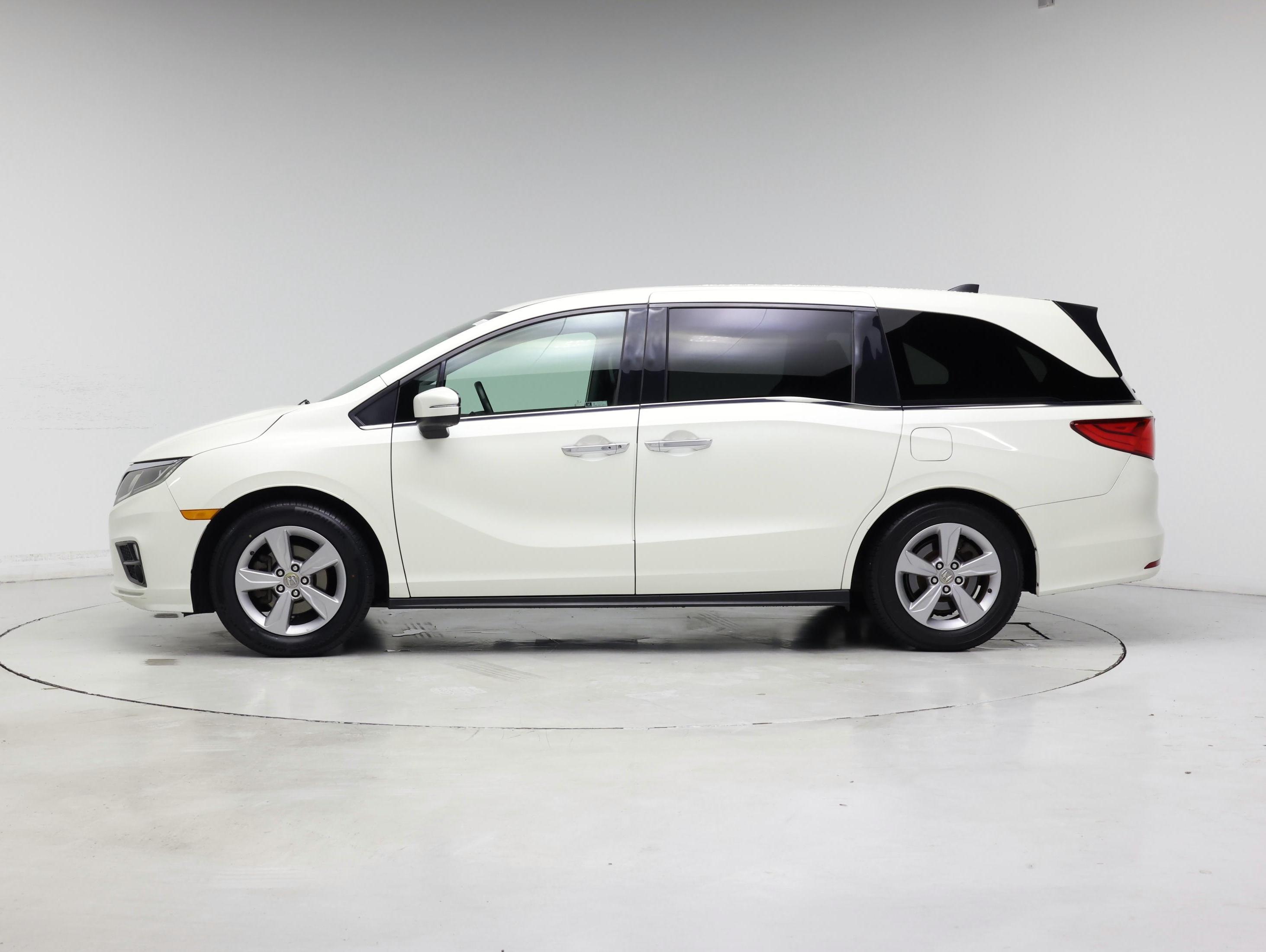 Thumbnail: 2019 Honda Odyssey - 3