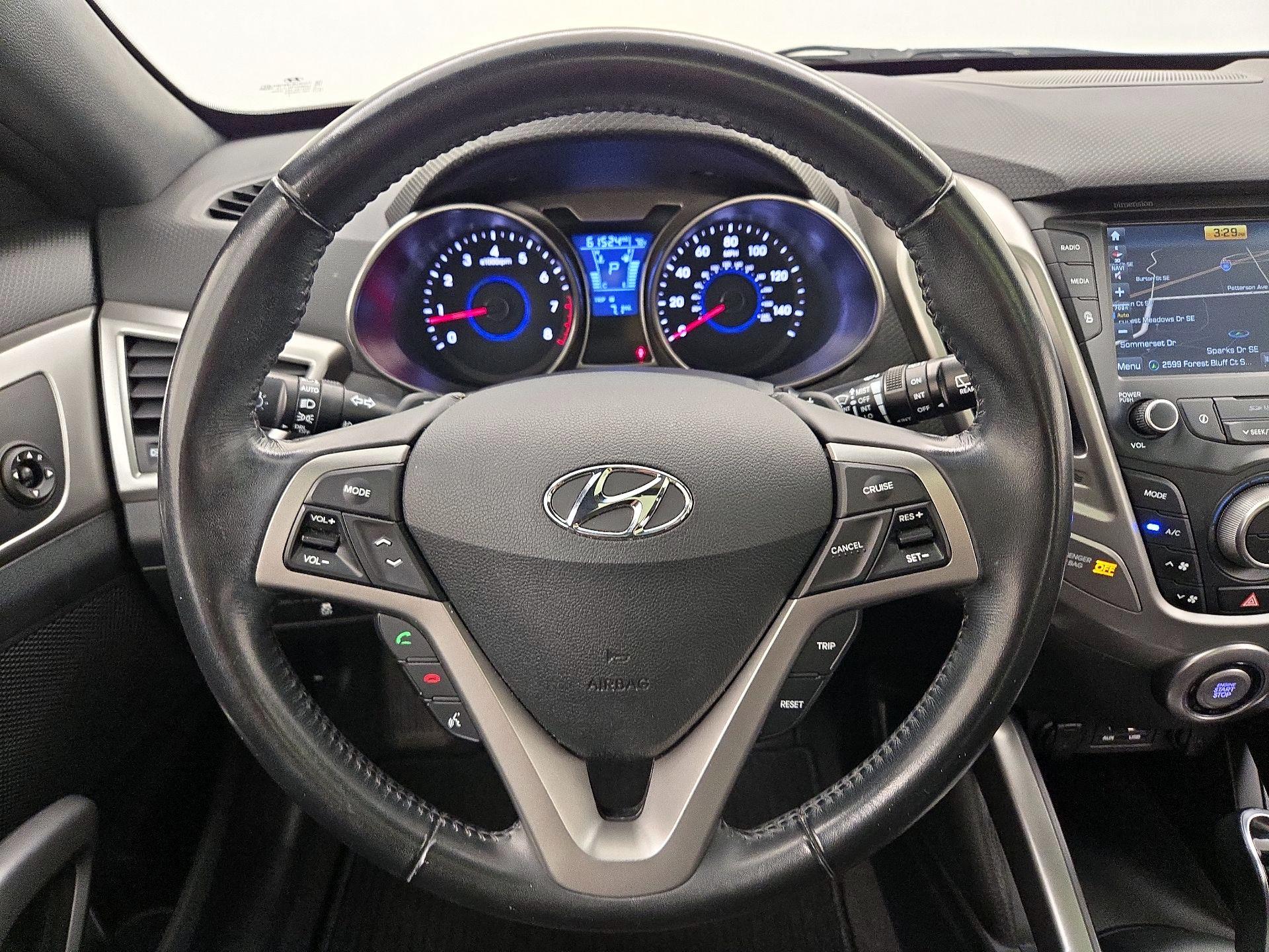 Thumbnail: 2017 Hyundai Veloster - 10
