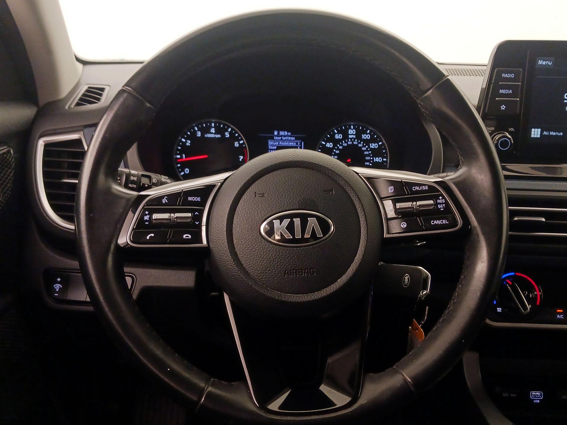 Thumbnail: 2021 Kia Seltos - 10