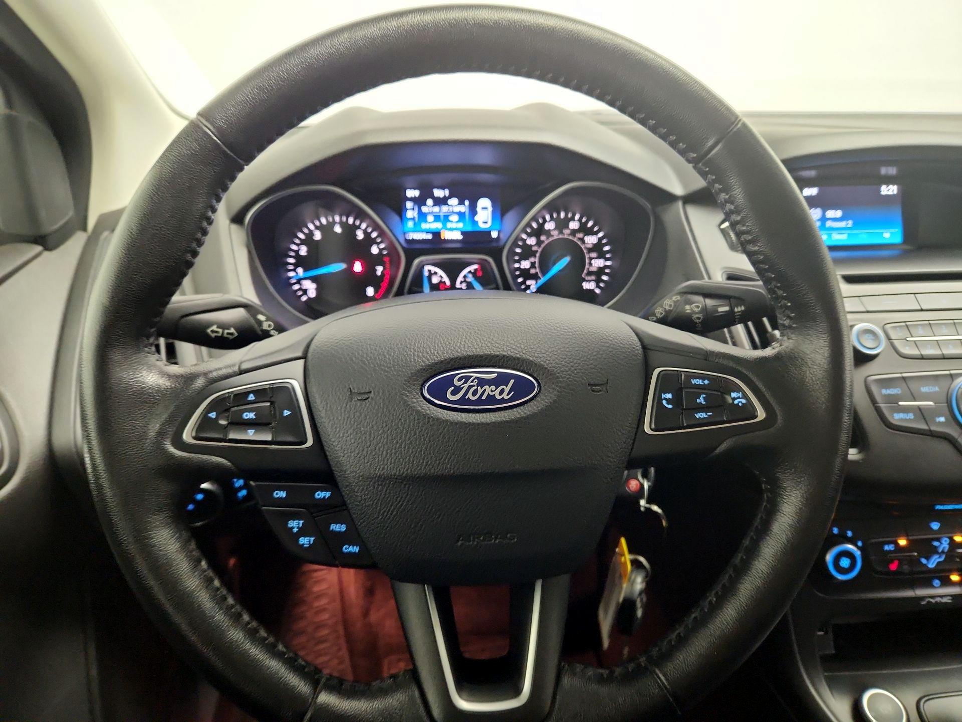 Thumbnail: 2017 Ford Focus - 10