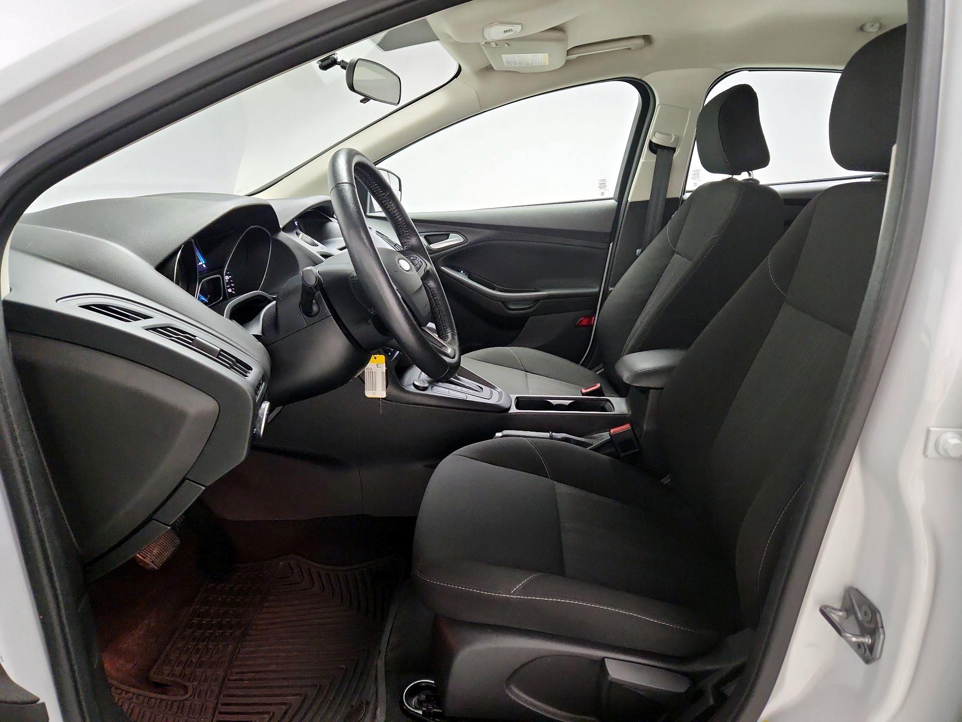 Thumbnail: 2017 Ford Focus - 11