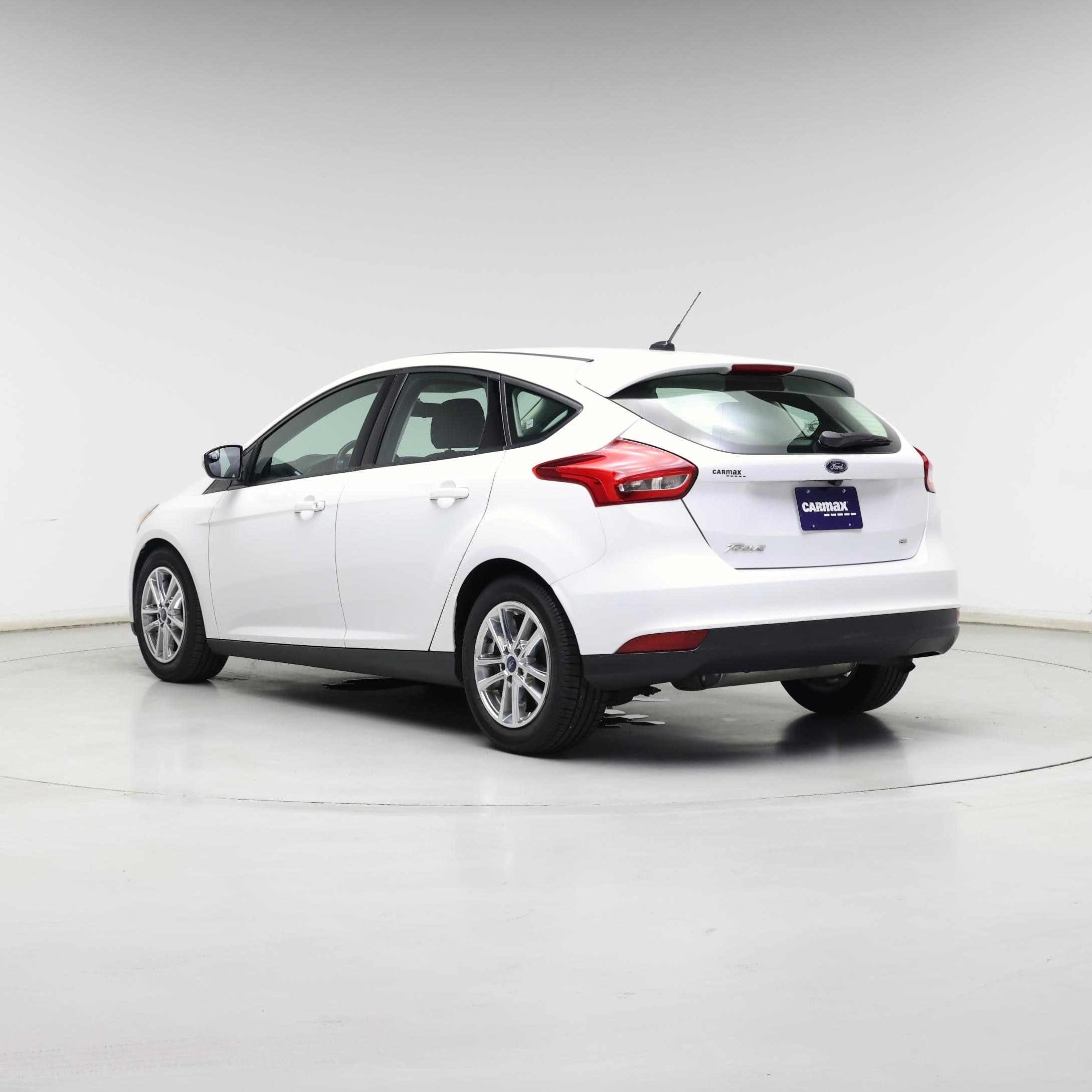Thumbnail: 2017 Ford Focus - 2