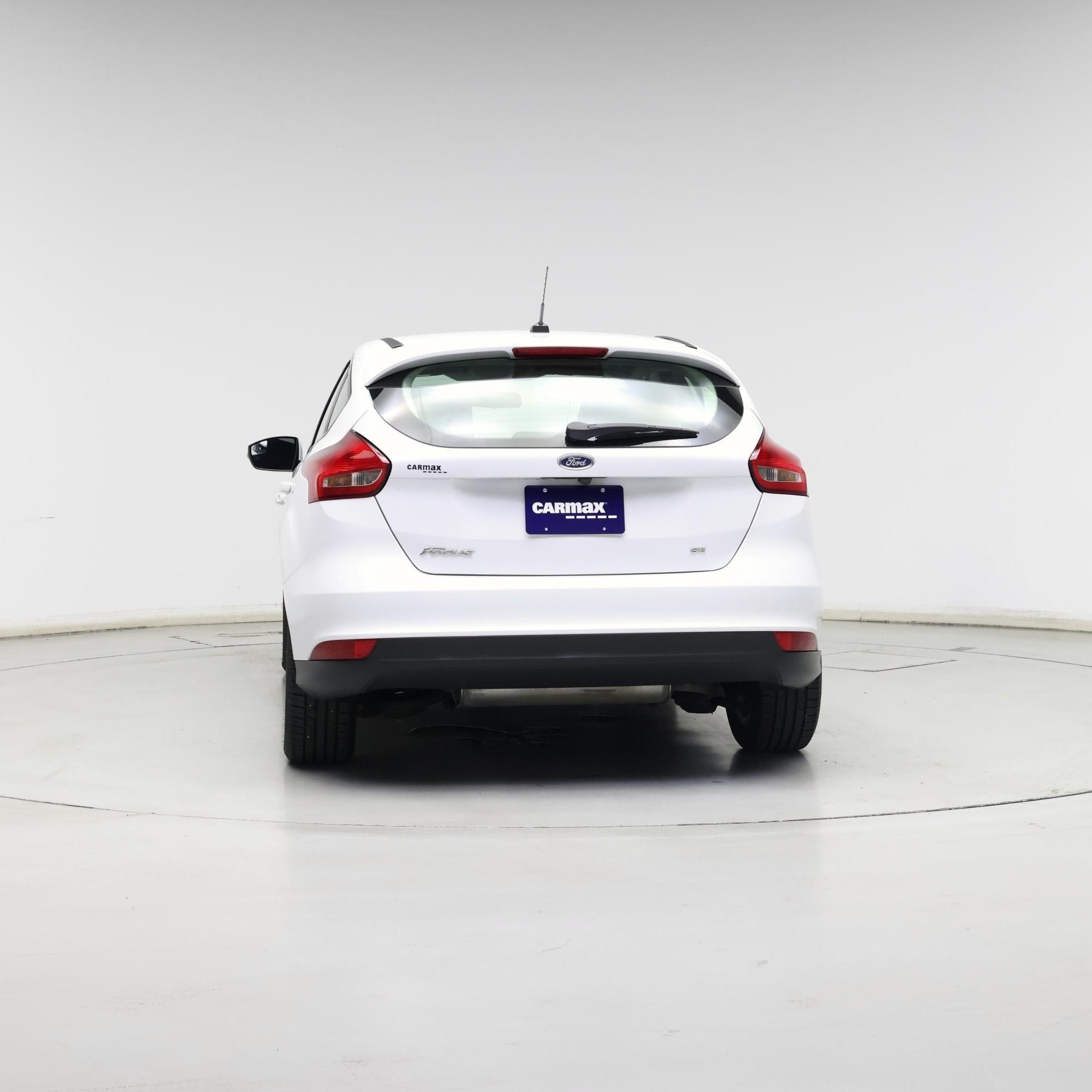 Thumbnail: 2017 Ford Focus - 6